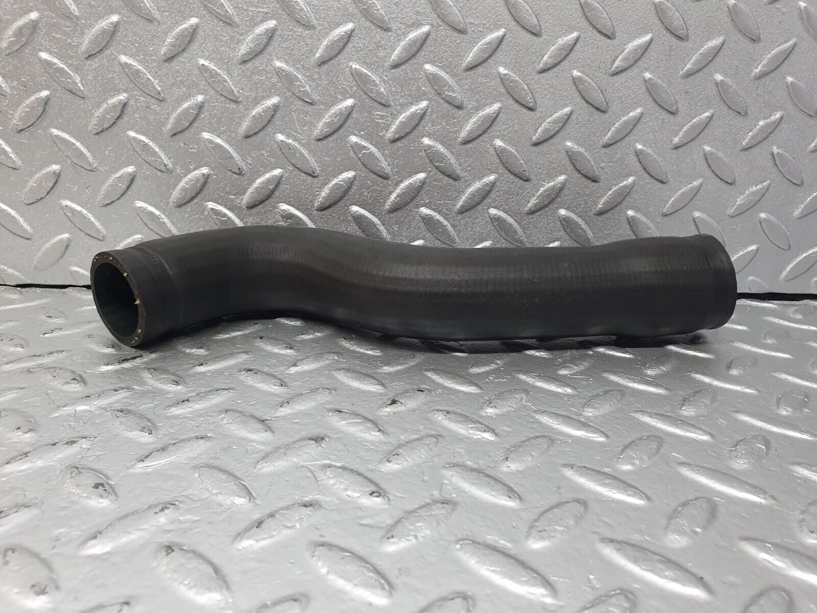 42519 Mercedes-Benz R129 320SL Coupe Radiator Upper Hose Pipe 1295012382