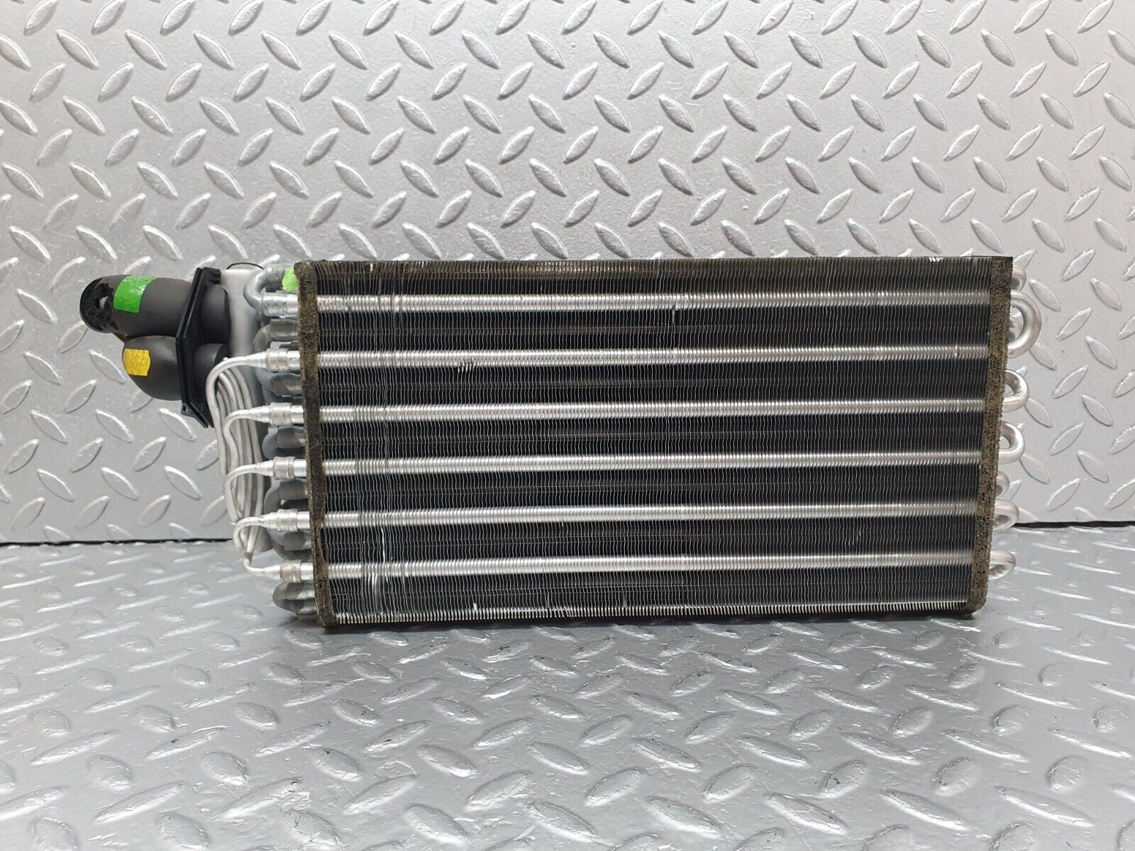 42405 Mercedes-Benz R129 320SL Coupe Air Conditioning Radiator