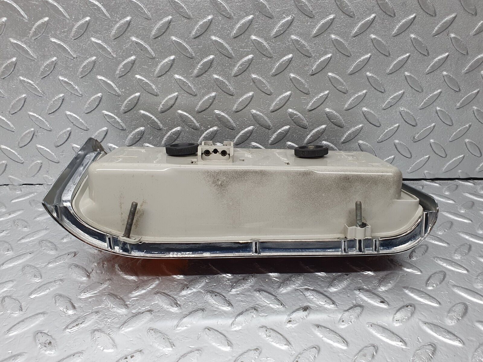 43190 Mercedes-Benz W115 Rear Left Tail Light