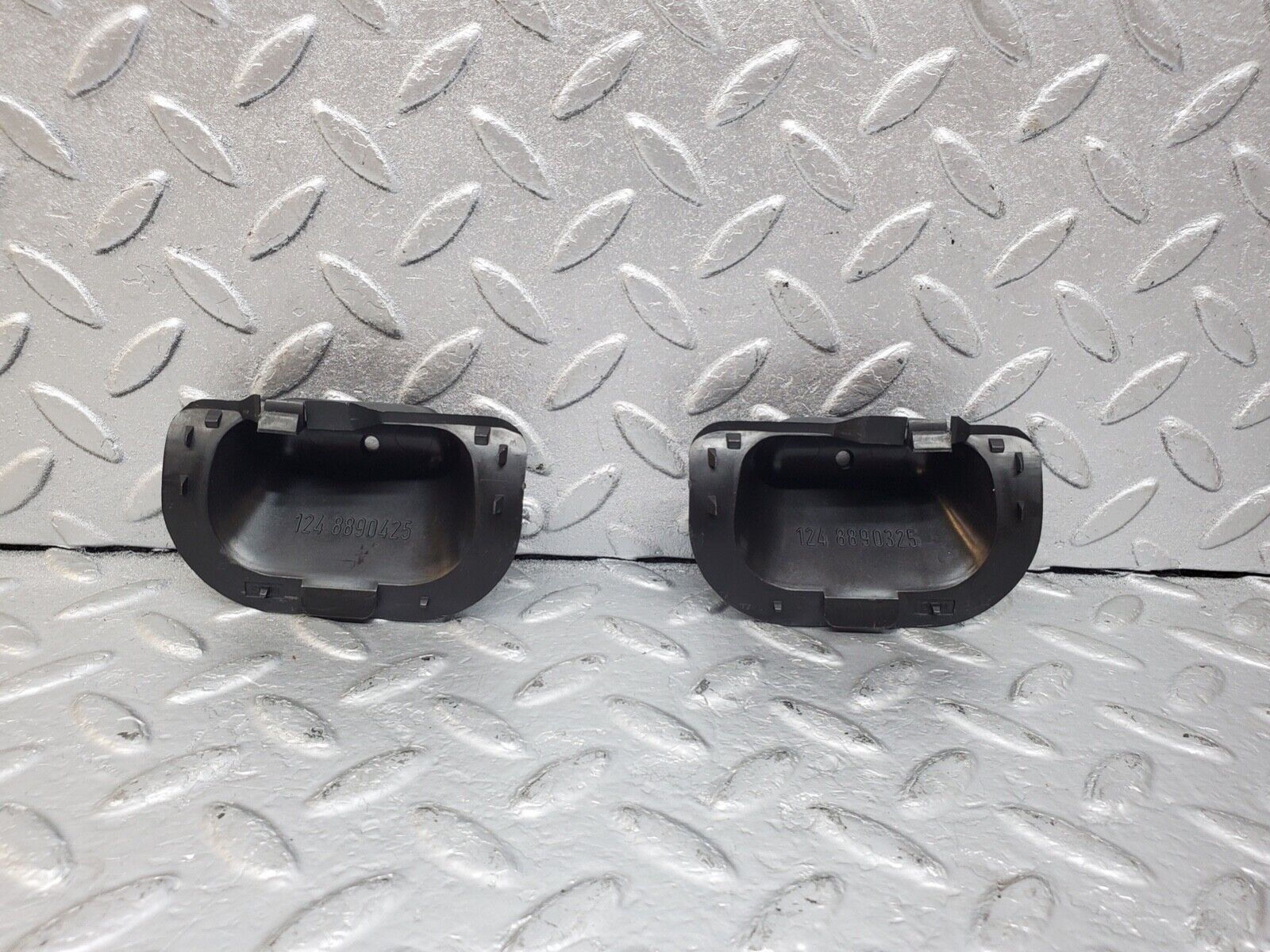 44632 Mercedes-Benz W124 220E Washer Nozzle Cover Pair 1248890325 1248830425