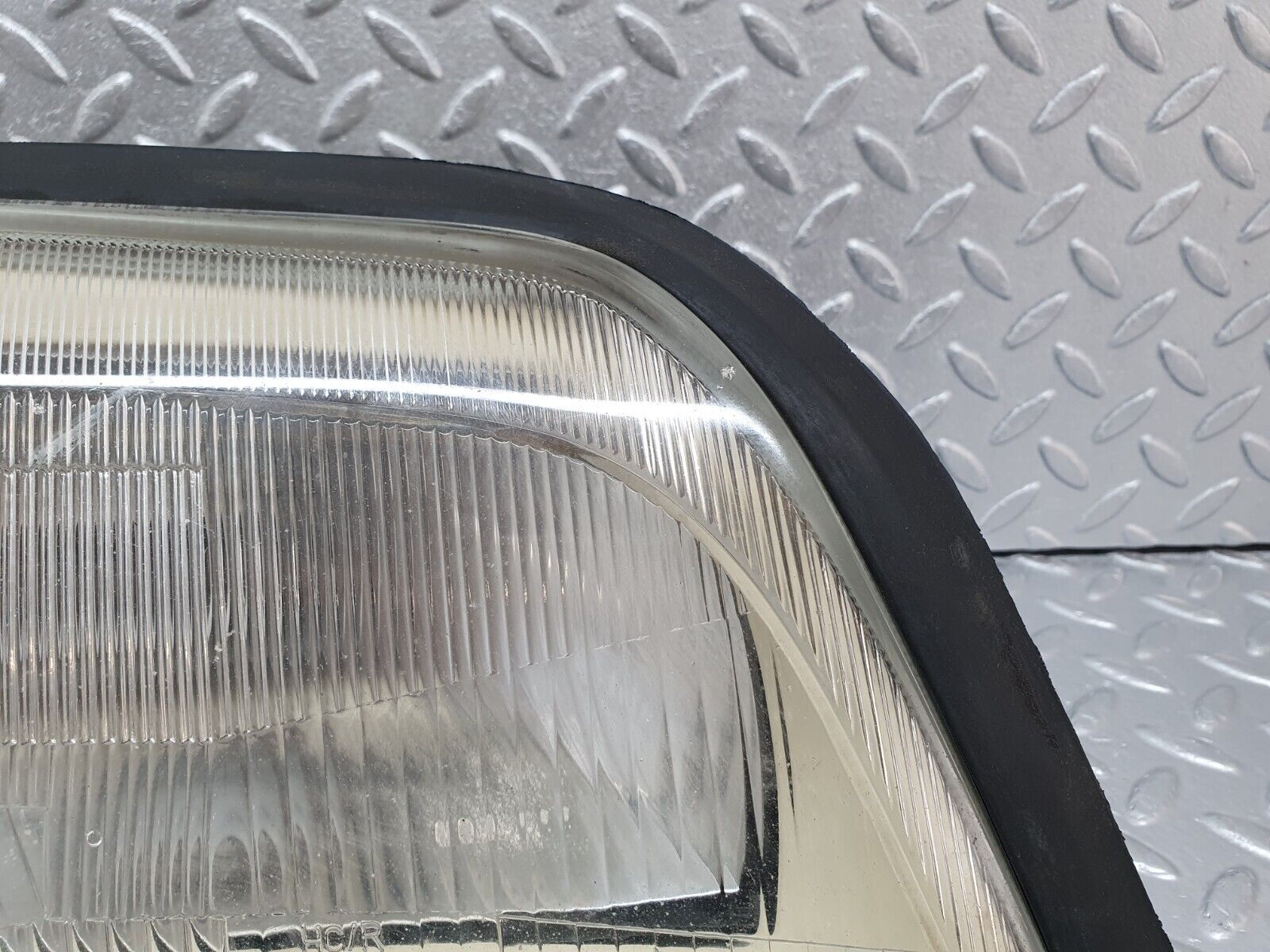 42402 Mercedes-Benz R129 320SL Coupe Headlight Bosch Right 0301090702 1305621236