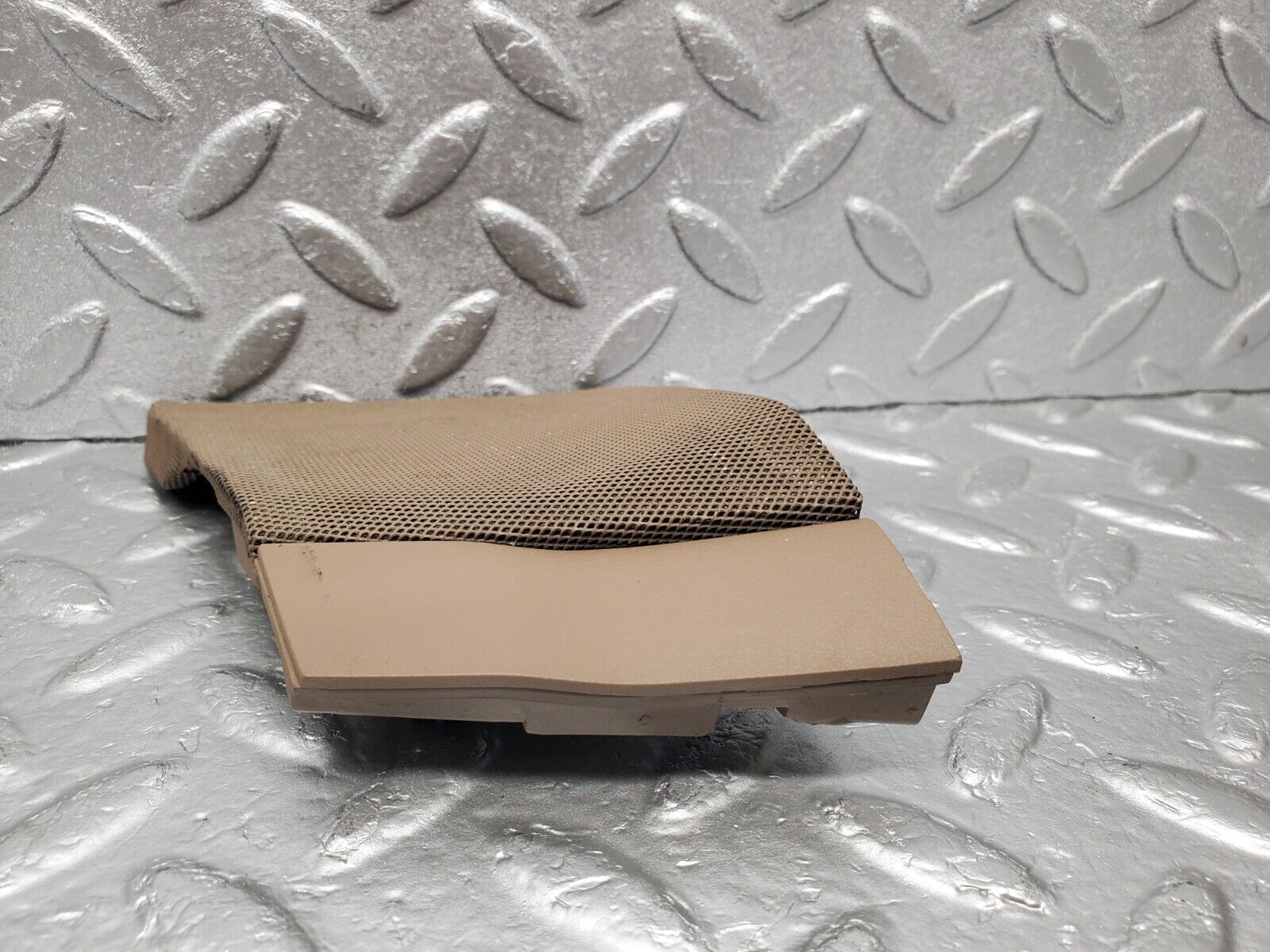 46836 Mercedes-Benz R129 320SL Coupe Dashboard Speaker Covers 1296800439 1296800339