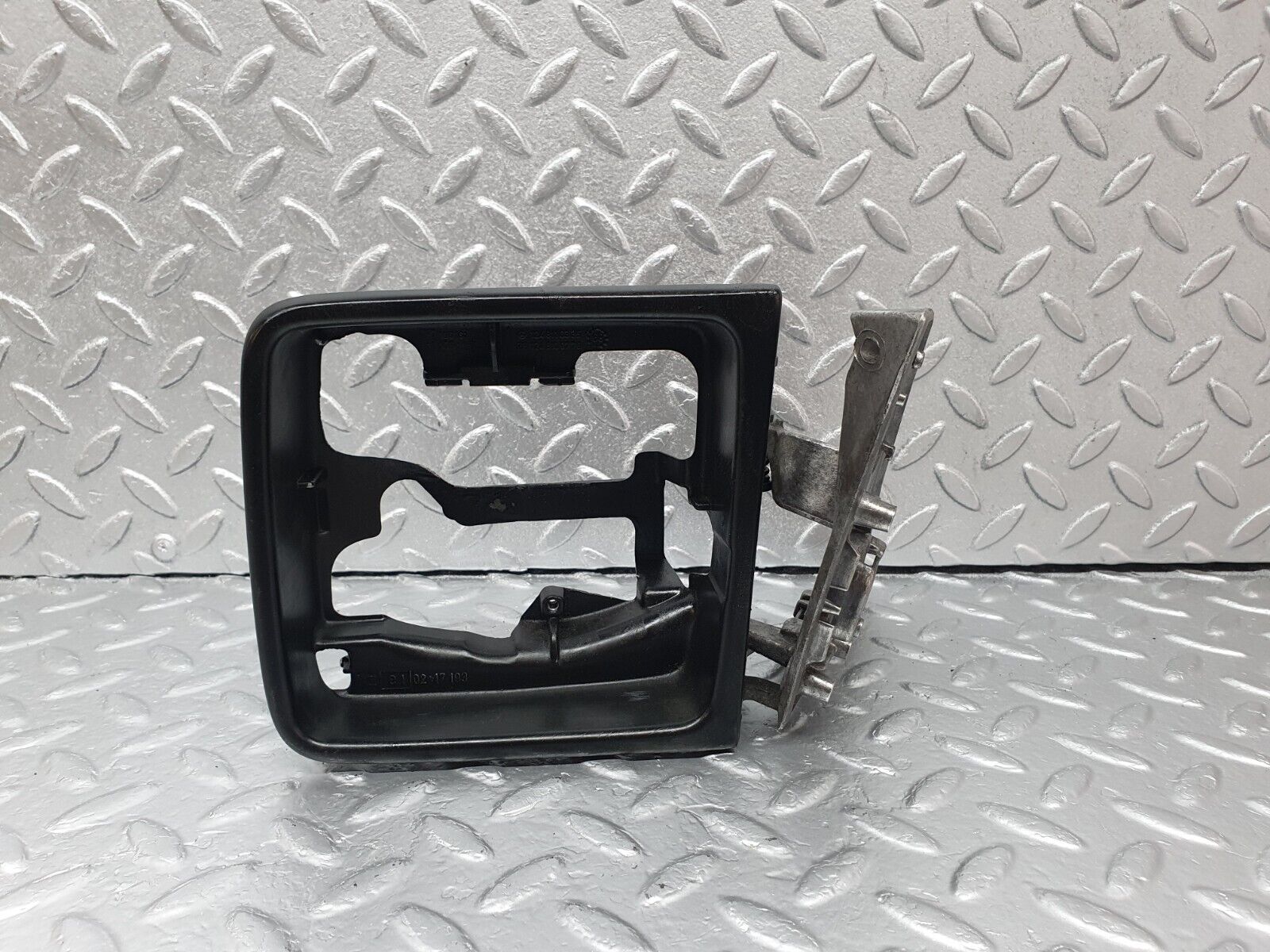 42857 Mercedes-Benz W201 190 2.0L Wing Mirror Bracket With Frame Left 1248110335 1248110541