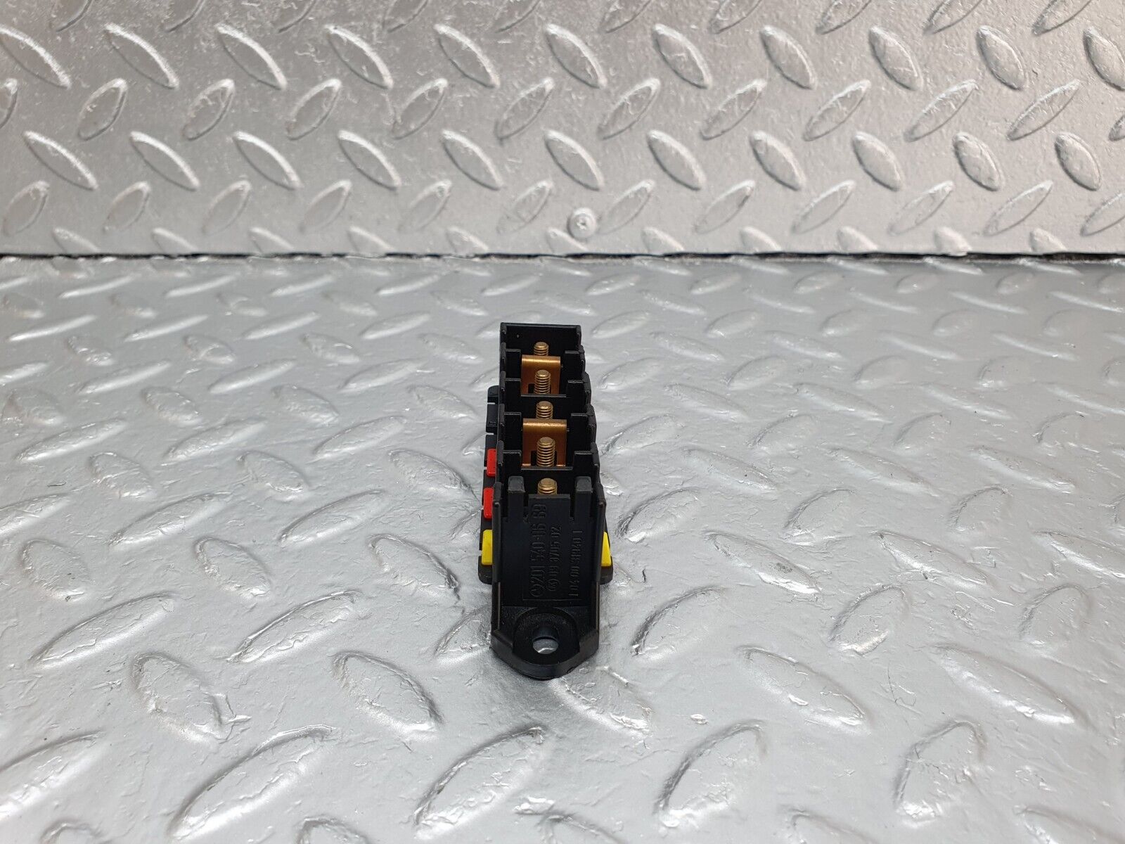 42953 Mercedes-Benz W201 190 2.0L Cable Connector 2015400669