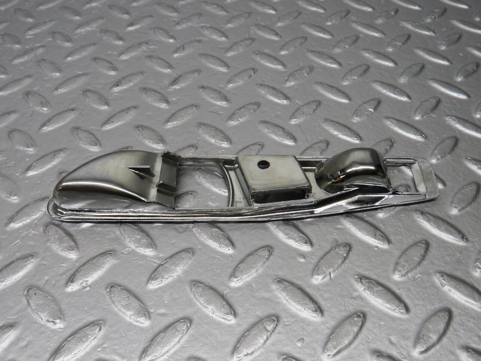 39128 Mercedes-Benz R107 500SL Interior Door Handle Chrome Surround Left