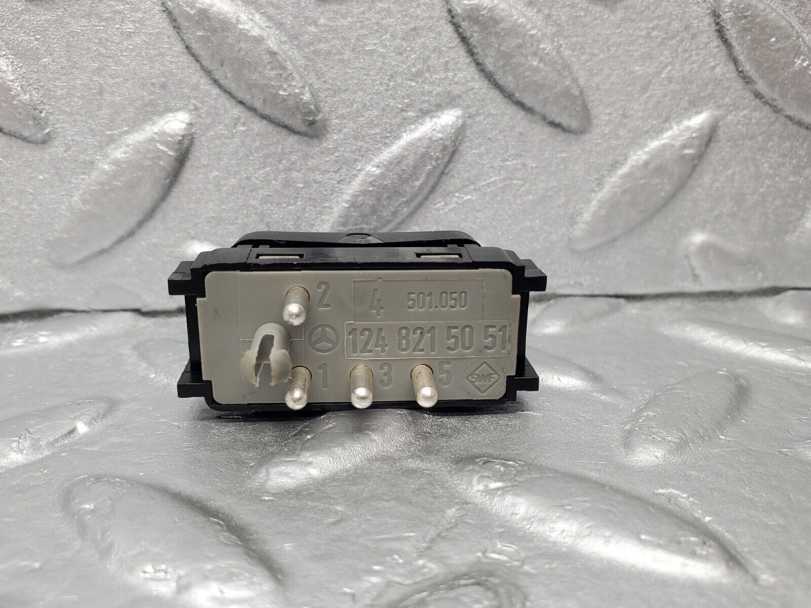 46925 Mercedes-Benz R129 320SL Coupe Central Locking Switch 1248215051