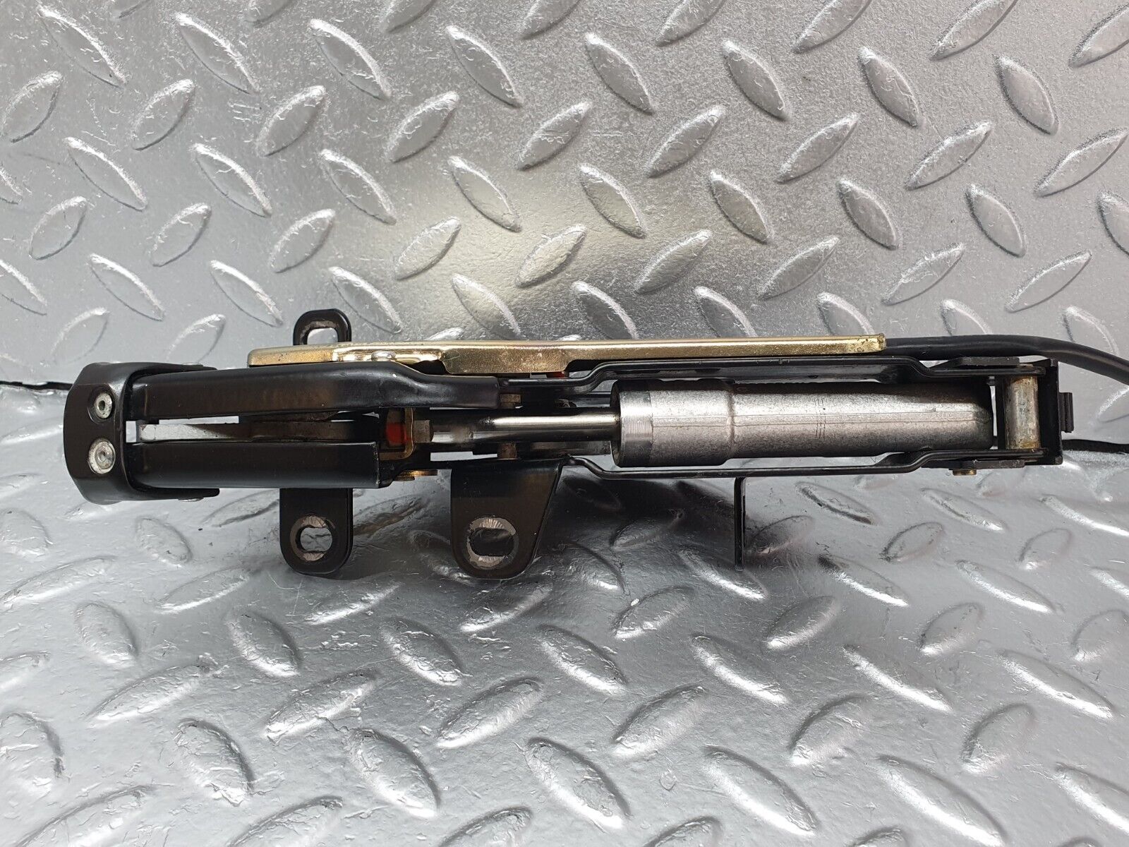 42154 Mercedes-Benz R129 320SL Coupe Rear Right Roof Lock Mechanism 1298001774