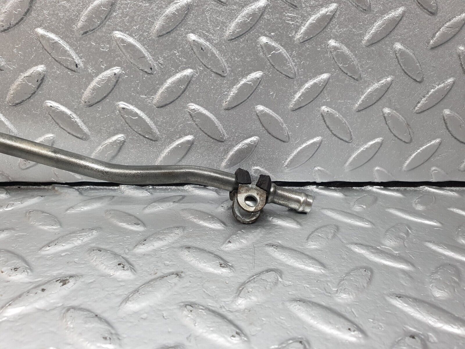 42613 Mercedes-Benz R129 320SL Coupe Fuel Hose Pipe