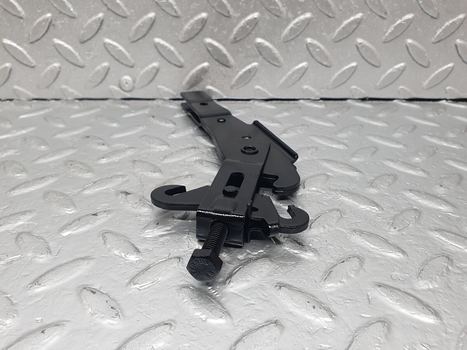 43635 Mercedes-Benz C126 380SEC Coupe Handbrake Adjusting Handbrake Regulator