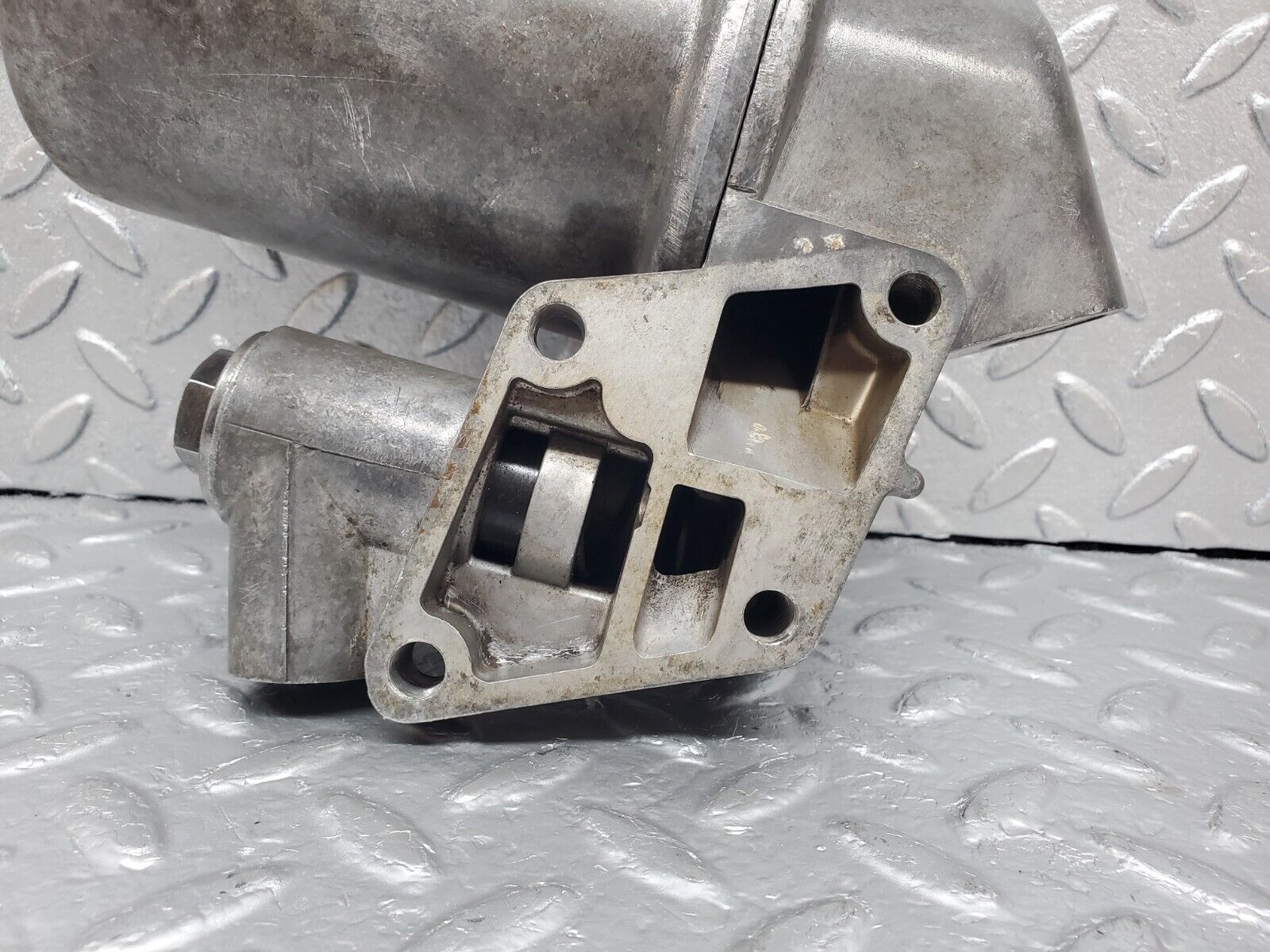 44482 Mercedes-Benz W123 280E Oil Filter Housing 1101802611