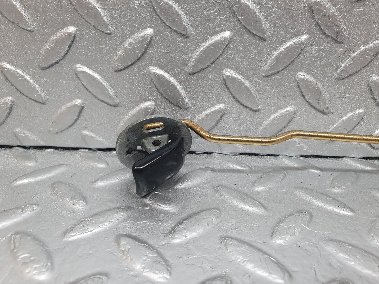 43992 Mercedes-Benz C123 230CE Coupe Door Lock Handle Right Side