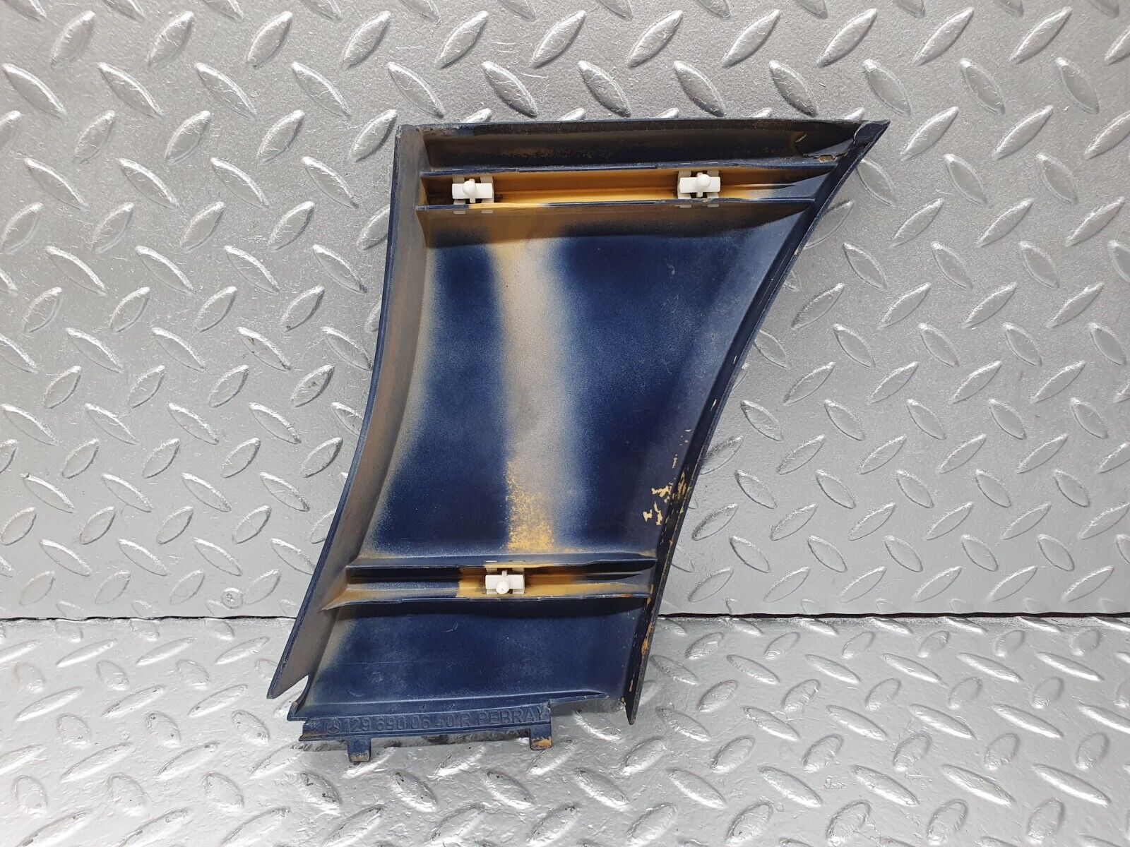 42291 Mercedes-Benz R129 320SL Coupe Rear Right Lower Moulding Trim 1296900640