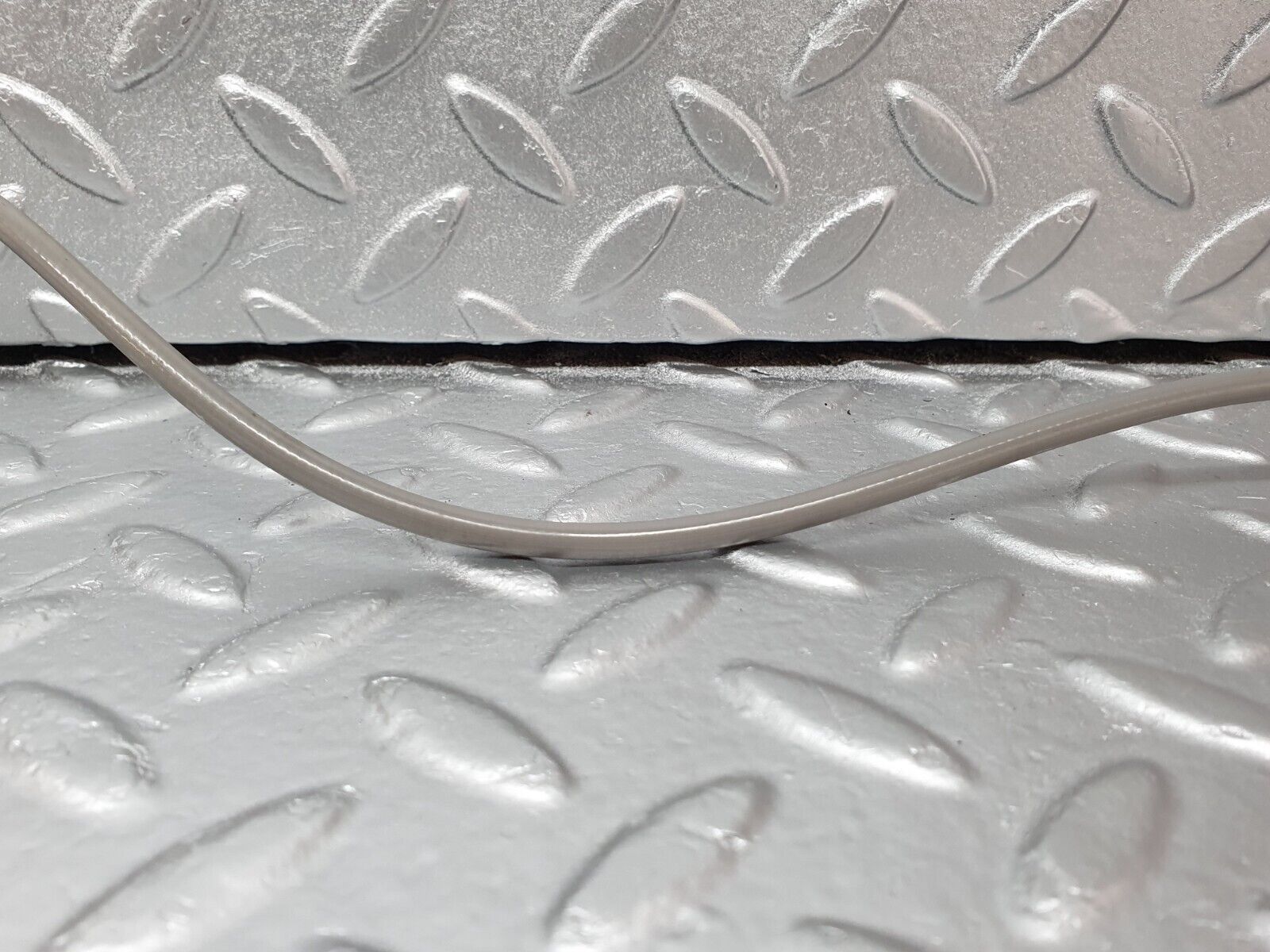 42126 Mercedes-Benz W202 C200 Control Cable Parking Interlock 2082900385