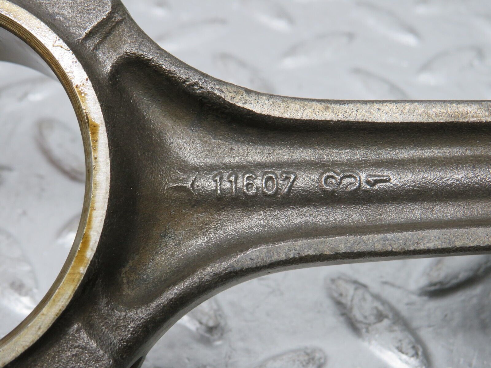 32774 Mercedes-Benz C107 R107 350 V8 Piston With Connecting Rod 92mm 11607