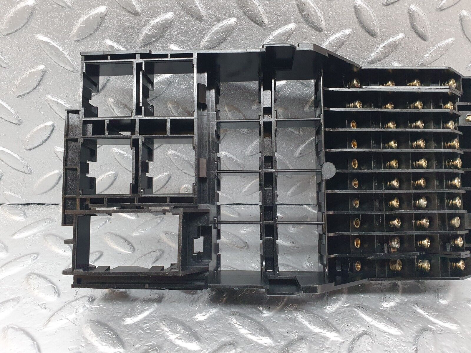 43592 Mercedes-Benz C126 380SEC Coupe Fuse Box 1265400550