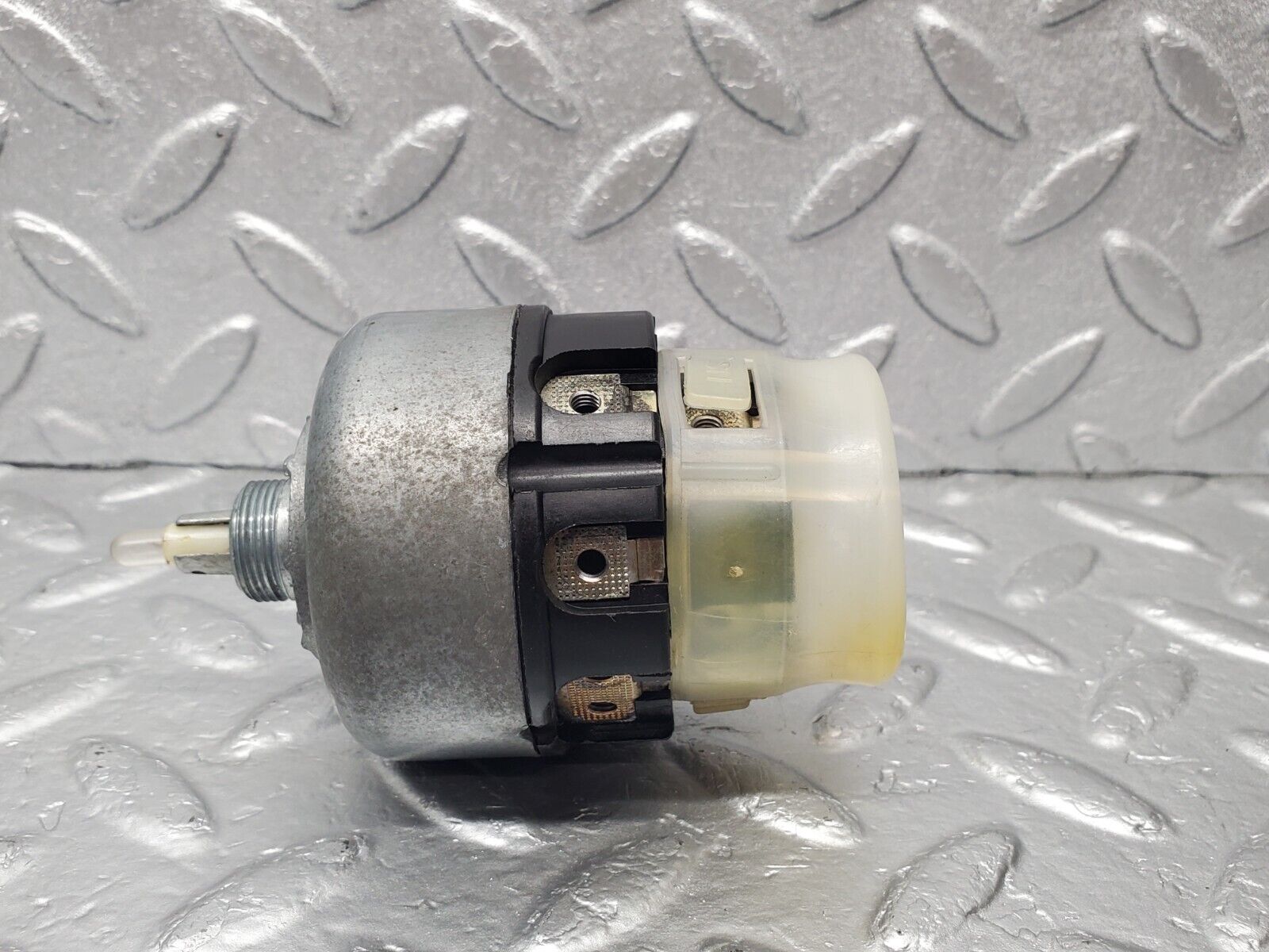 46451 Mercedes-Benz C123 280CE Coupe Headlight Switch