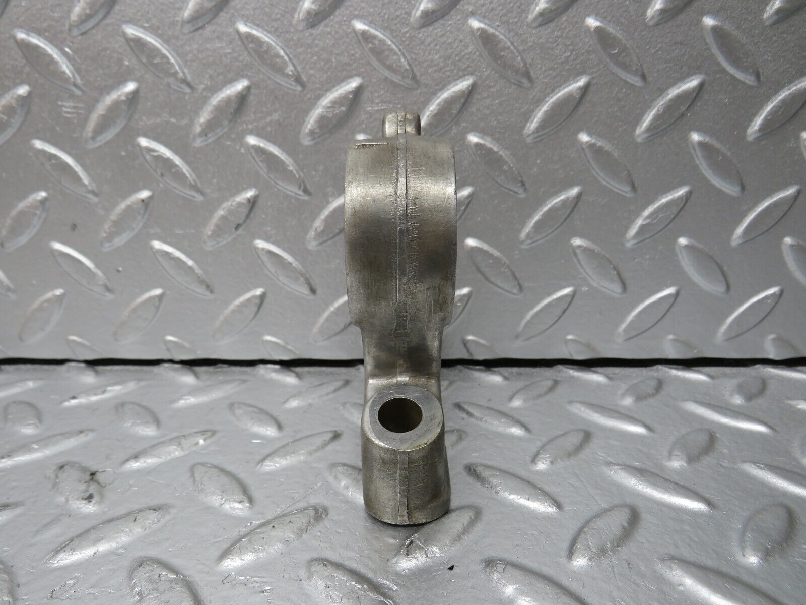 33088 Mercedes-Benz C107 R107 350 V8 Camshaft Tower Bearing 1160511810