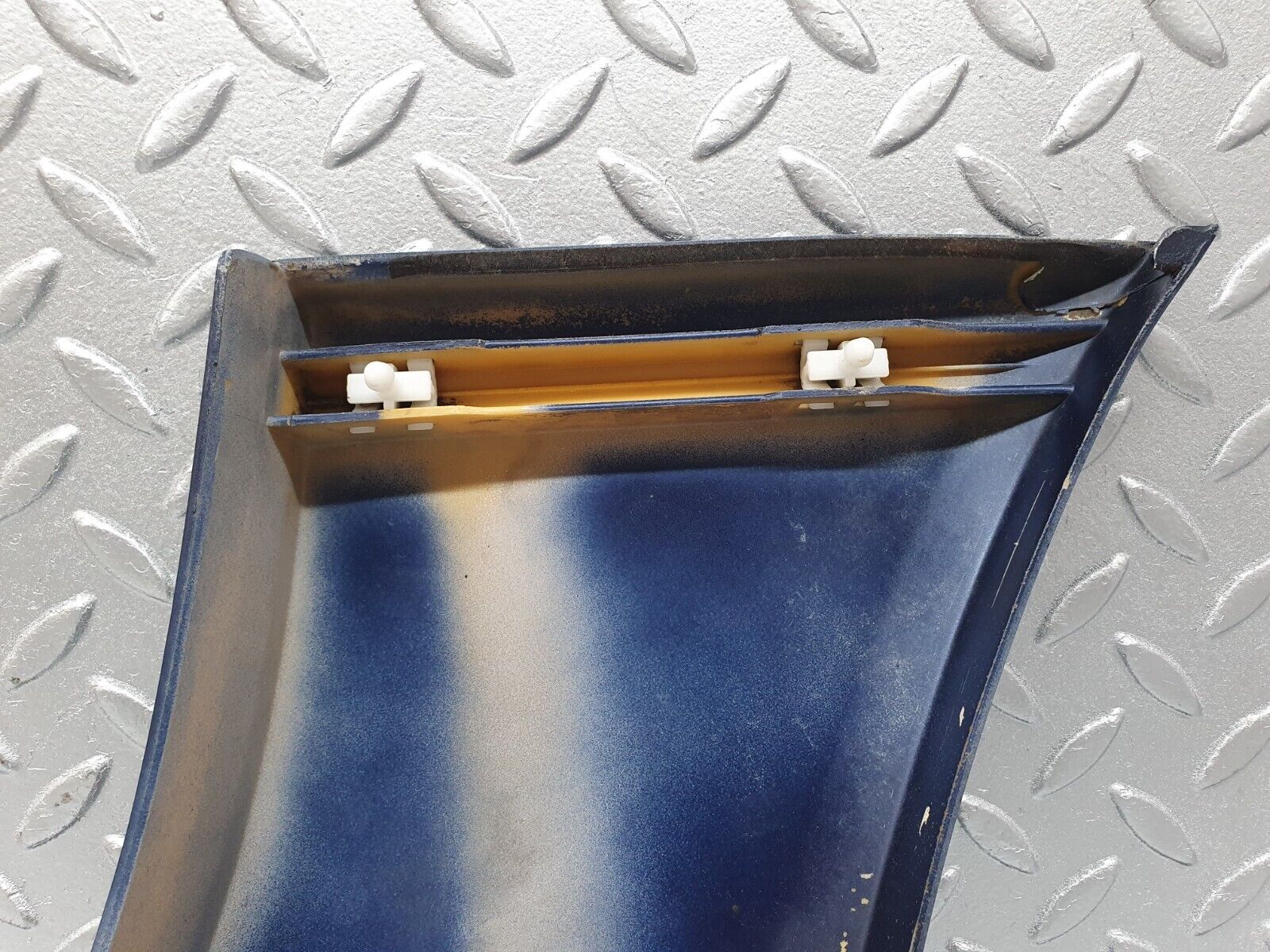 42291 Mercedes-Benz R129 320SL Coupe Rear Right Lower Moulding Trim 1296900640