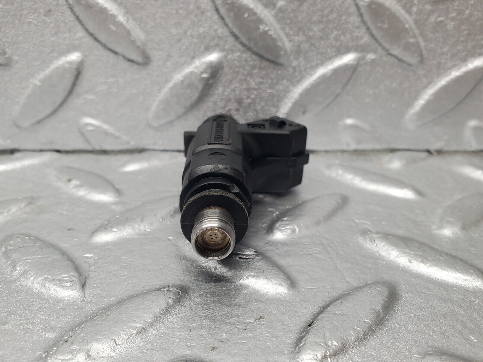 46775 Mercedes-Benz R129 320SL Coupe Fuel Injector Bosch 0280155742 1120780049