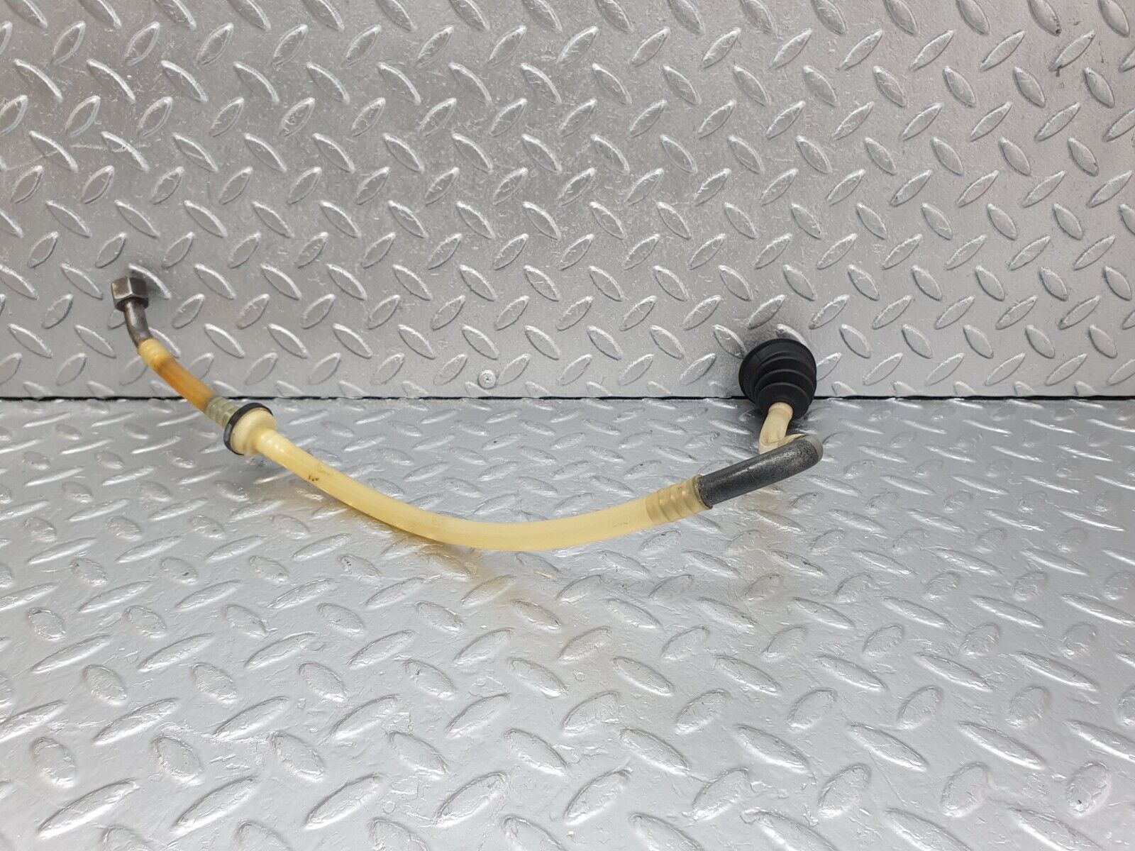 43716 Mercedes-Benz C126 380SEC Coupe Brake Servo Vacuum Pipe 1269971781