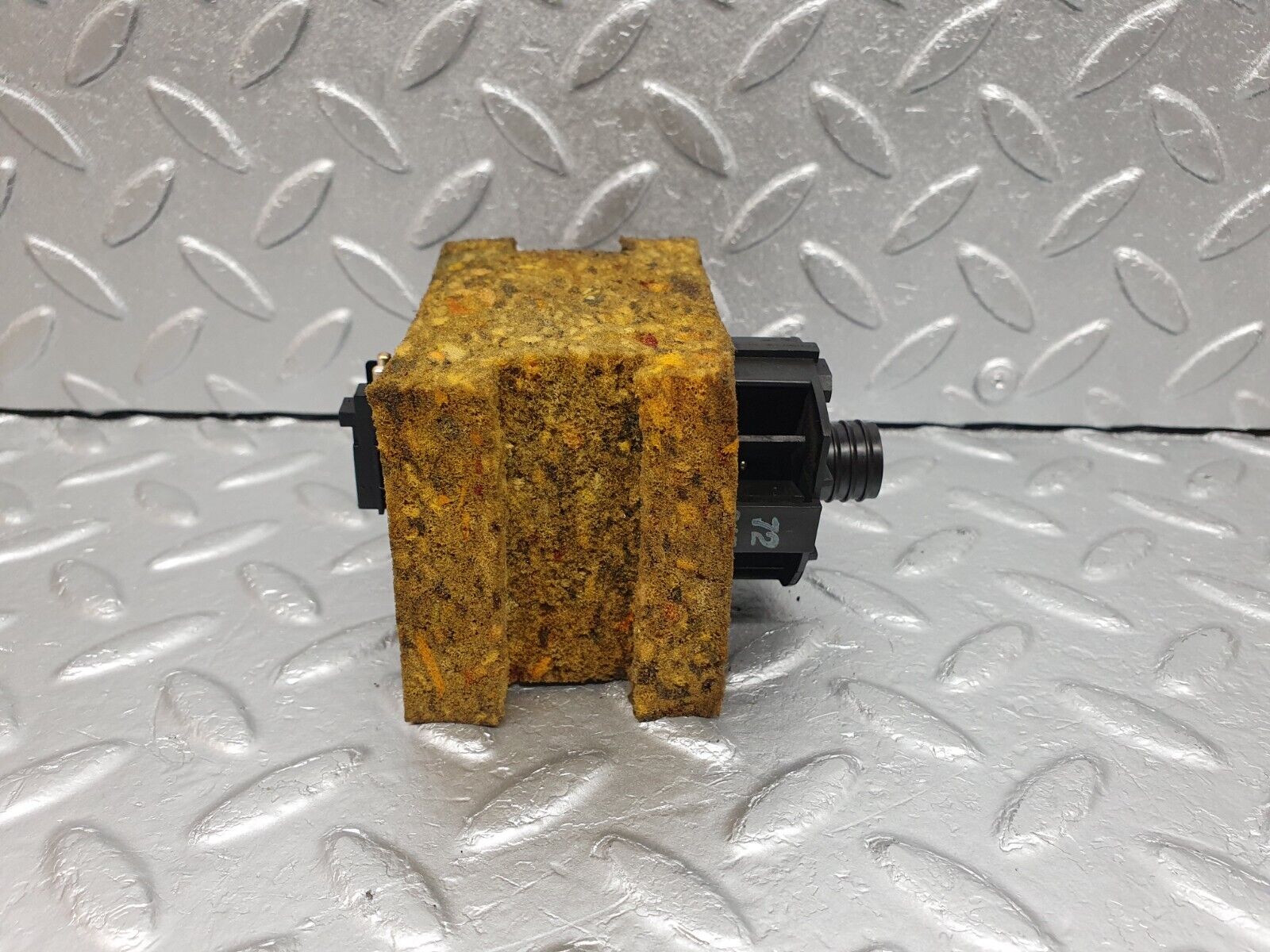 41670 Mercedes-Benz W124 200E Temperature Sensor Bosch 0008301908 0130002802