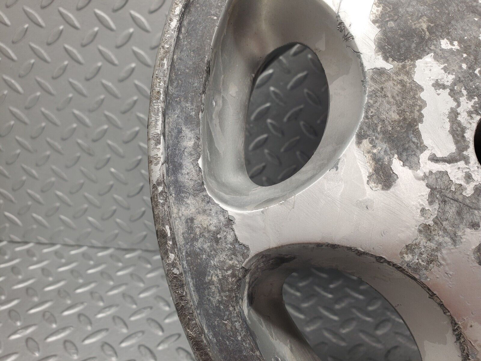 46105 Mercedes-Benz Alloy Wheel 7Jx15H2 ET35 KBA42354