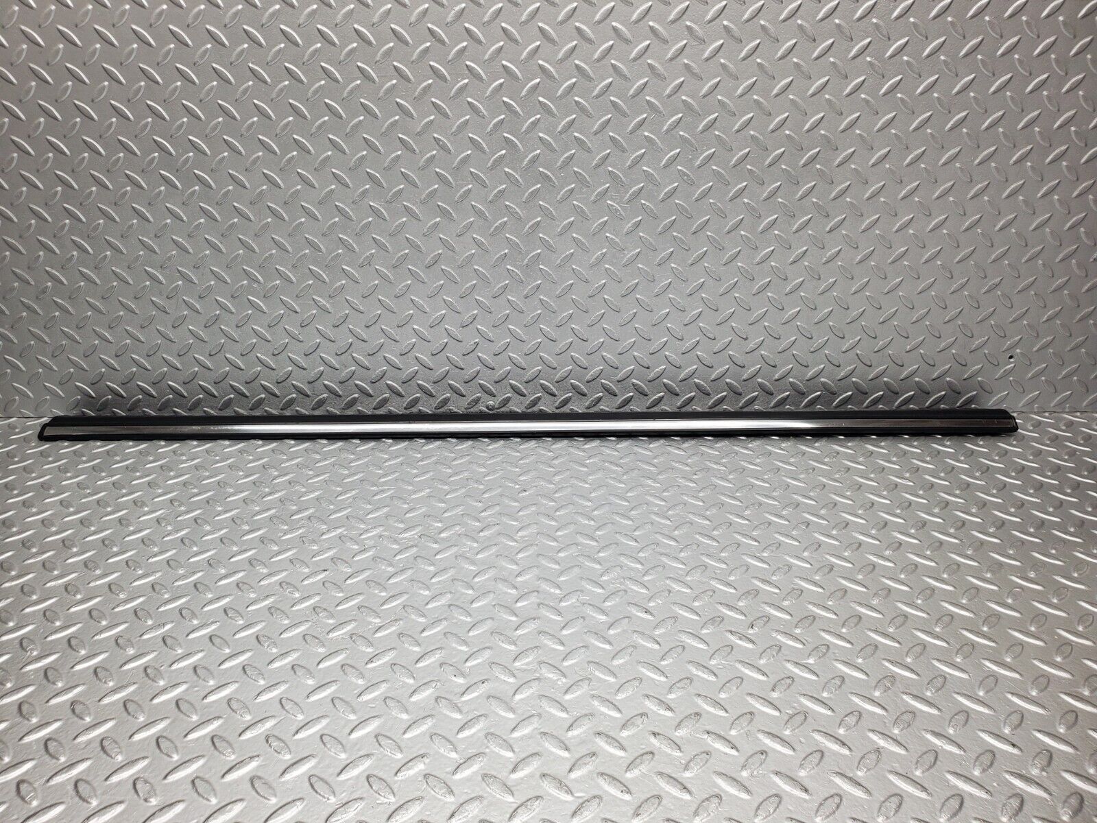 46331 Mercedes-Benz C123 280CE Coupe Right Door Lower Moulding Trim 1236903480