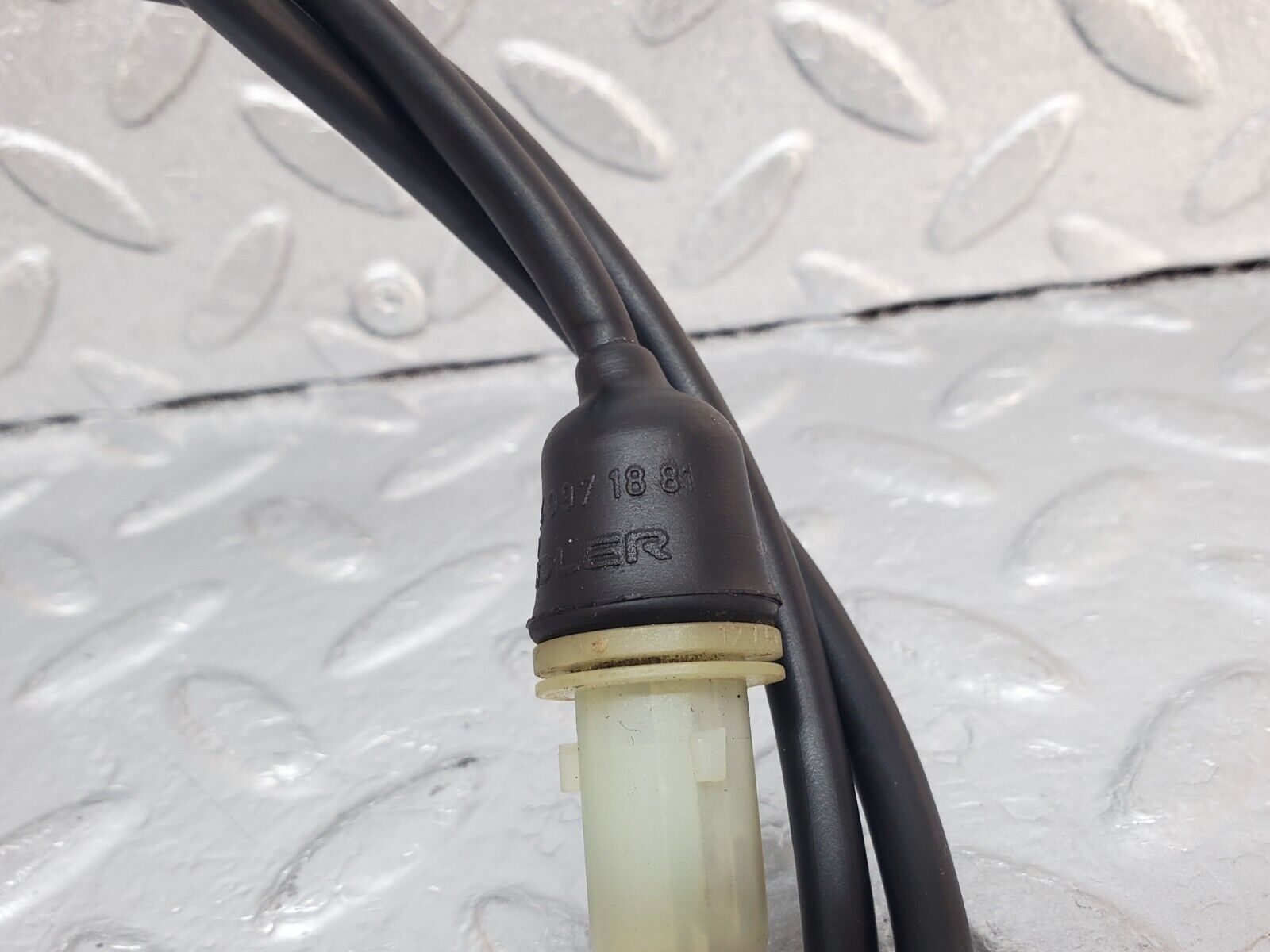 45757 Mercedes-Benz W126 420SE Wing Indicator Cable Wire 1249971881