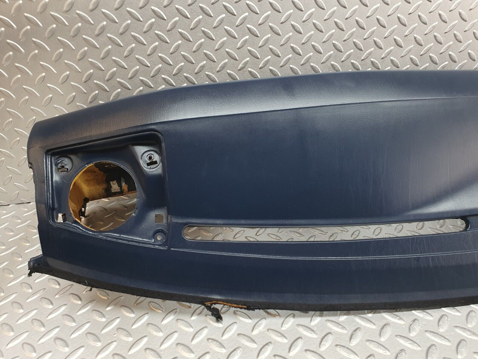 42668 Mercedes-Benz W201 190 2.0L Dashboard Blue