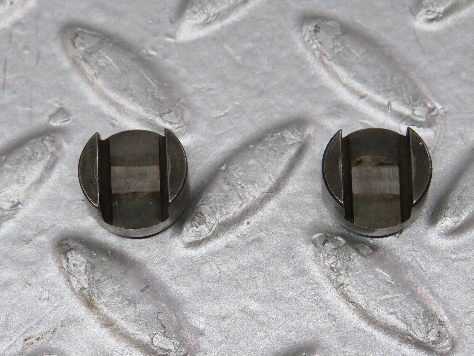 35640 Mercedes-Benz R107 280SL Valve Rocker Arm With Spring And Tappet