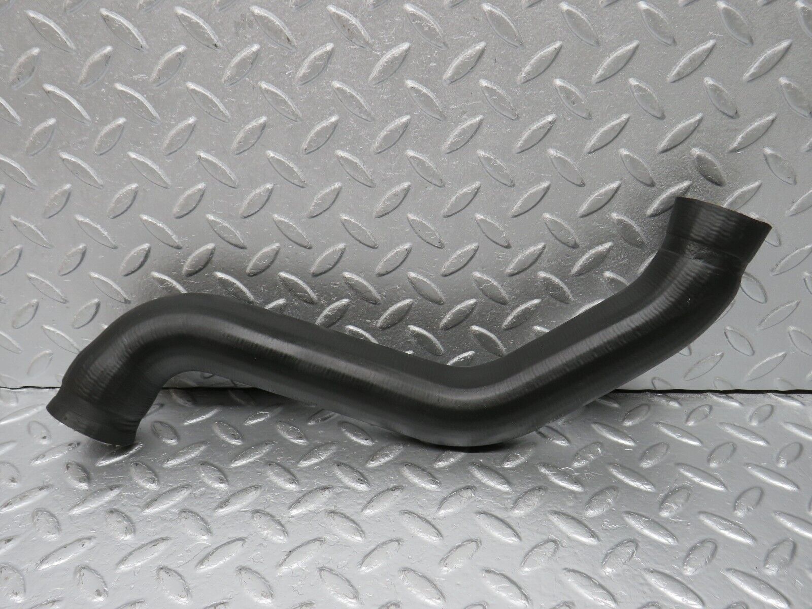 39874 Mercedes-Benz R107 350SL Radiator Hose Pipe 1165013482