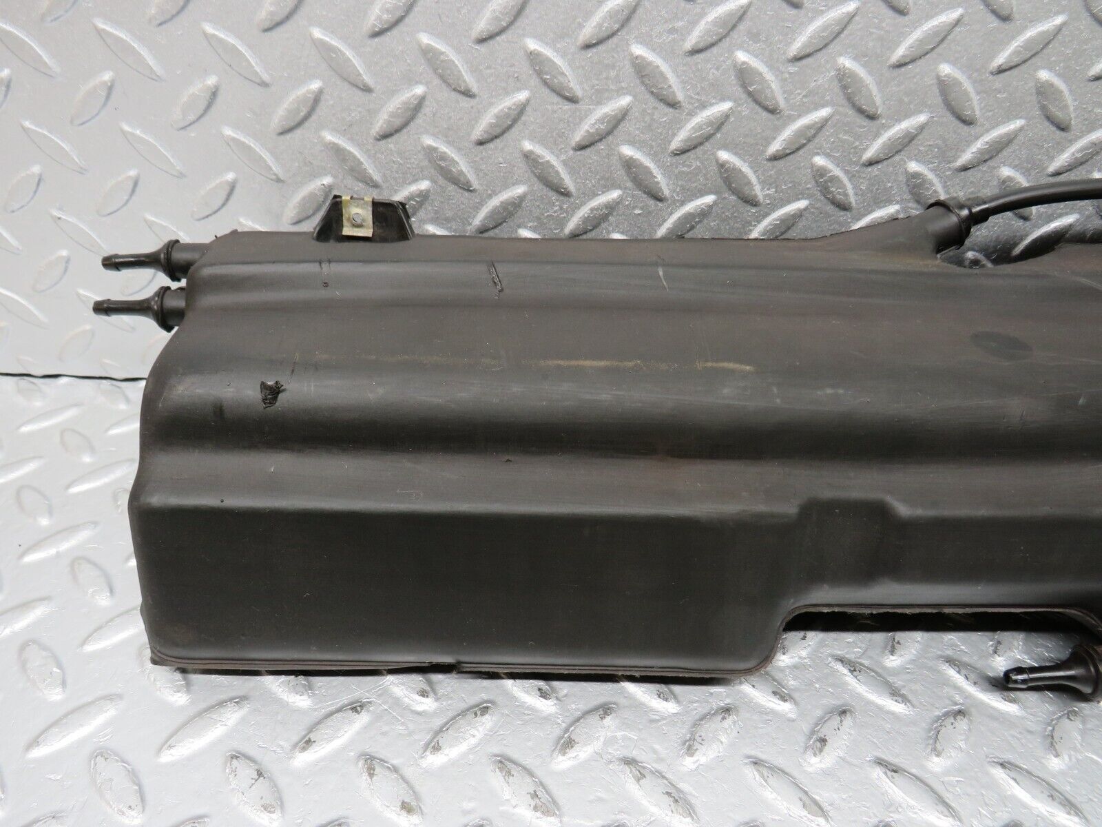 39897 Mercedes-Benz R107 350SL Fuel Gas Vapor Expansion Tank