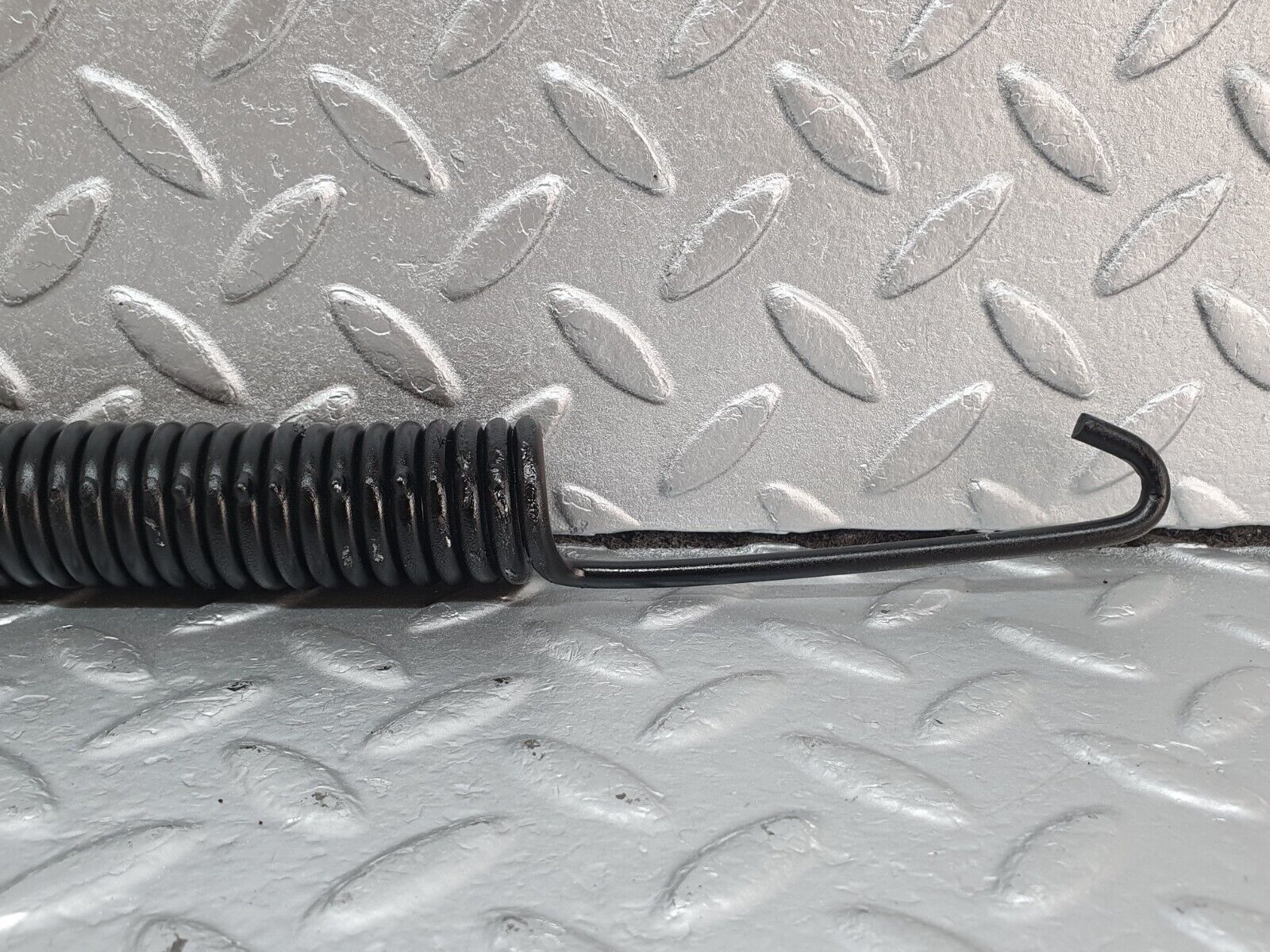 43148 Mercedes-Benz W108 280SE Bonnet Hinge Spring