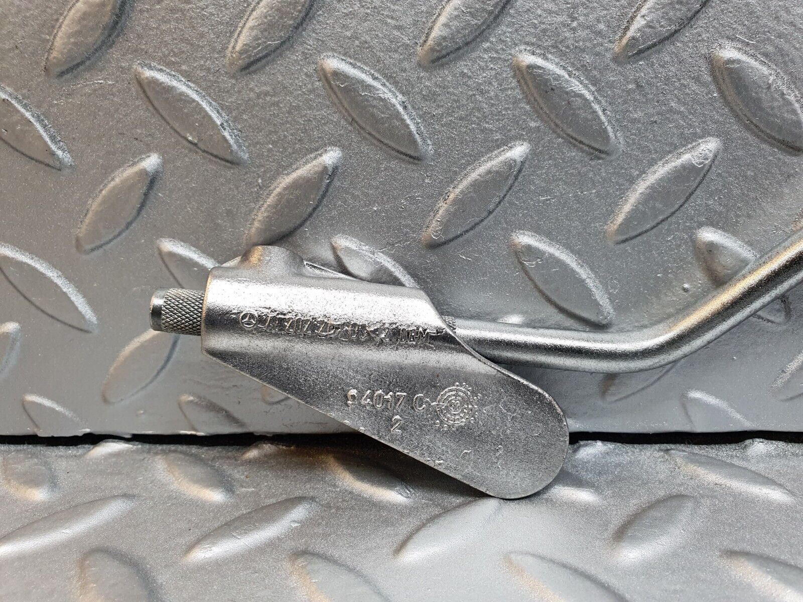 41976 Mercedes-Benz W202 C200 Gear Selector Linkage