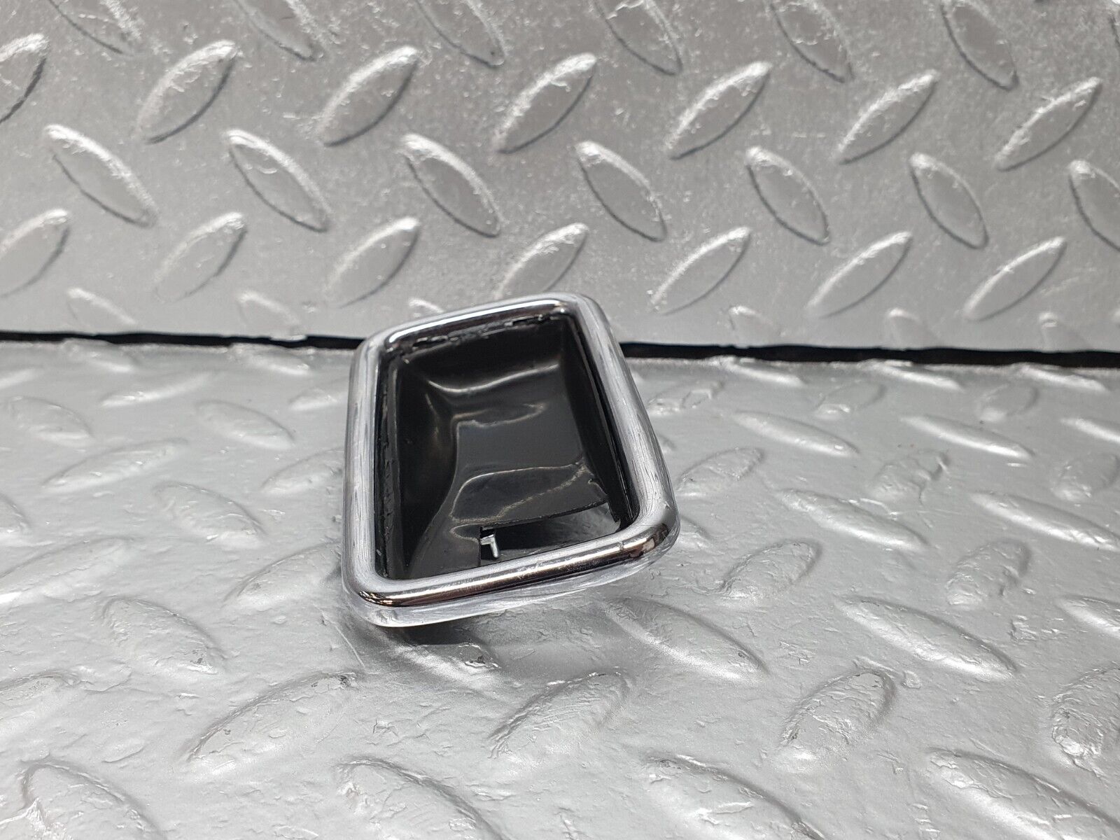 43107 Mercedes-Benz W108 280SE Chrome Frame For Door Opener Left 1087660511