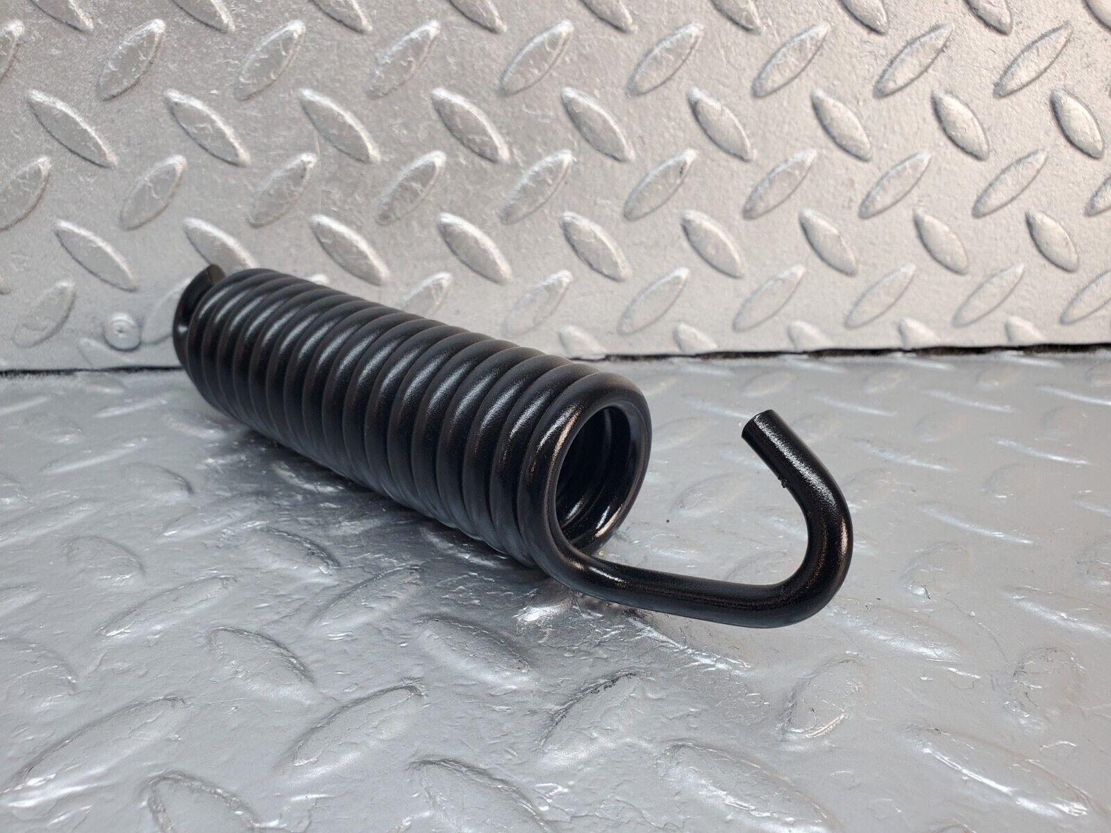 45951 Mercedes-Benz W126 420SE Bonnet Hinge Spring