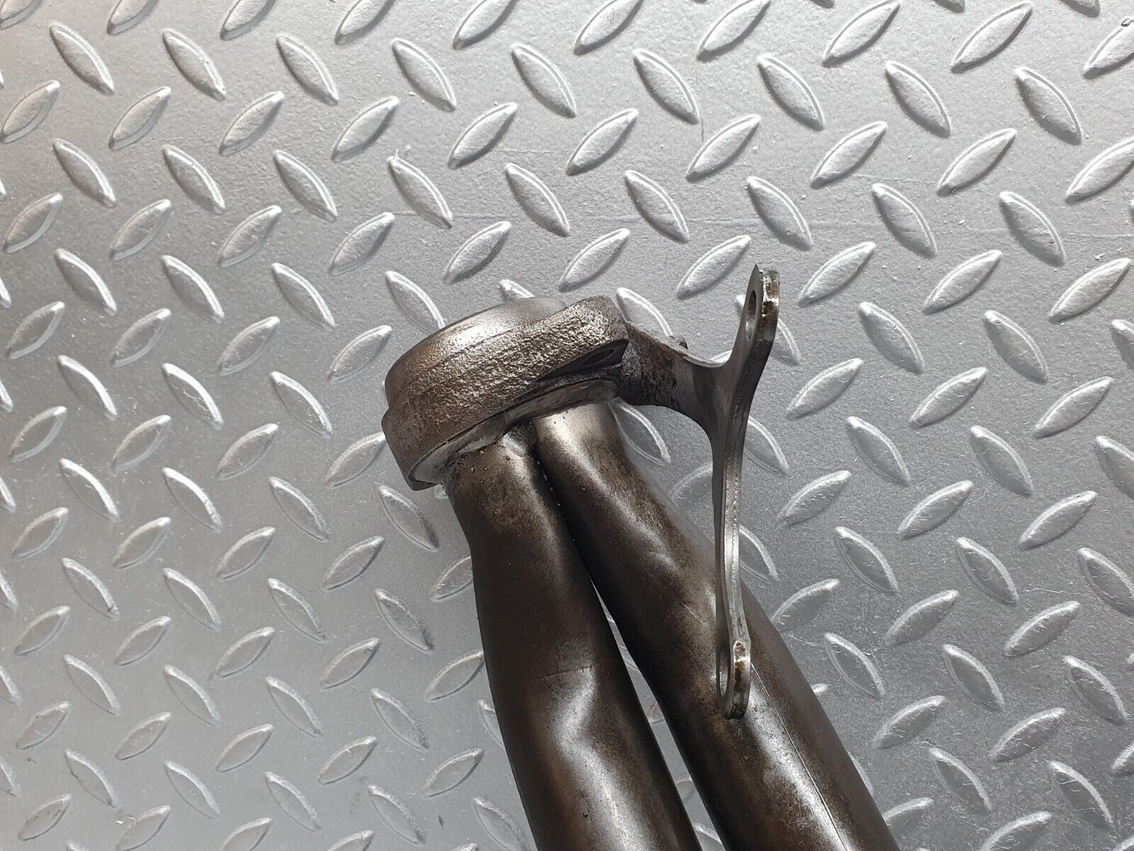 42091 Mercedes-Benz W202 C200 Exhaust Manifold 1111420140