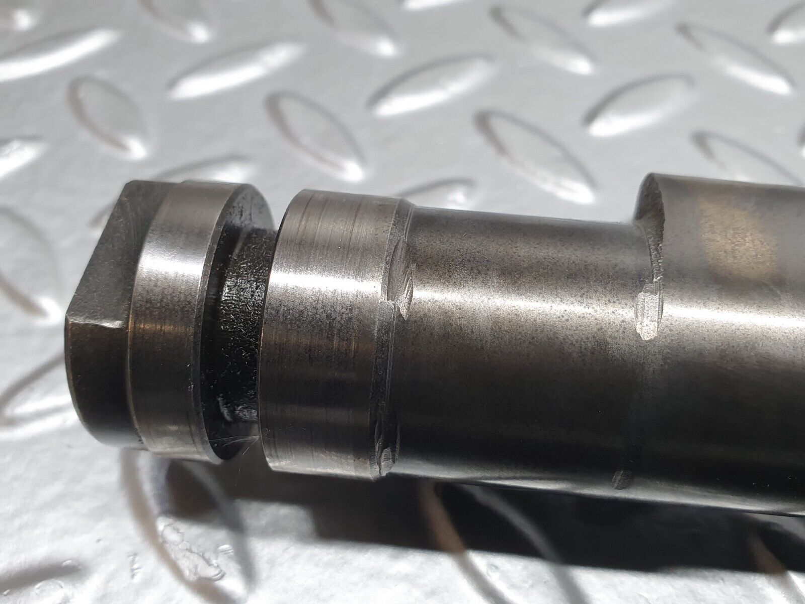 43079 Mercedes-Benz W123 230E Camshaft