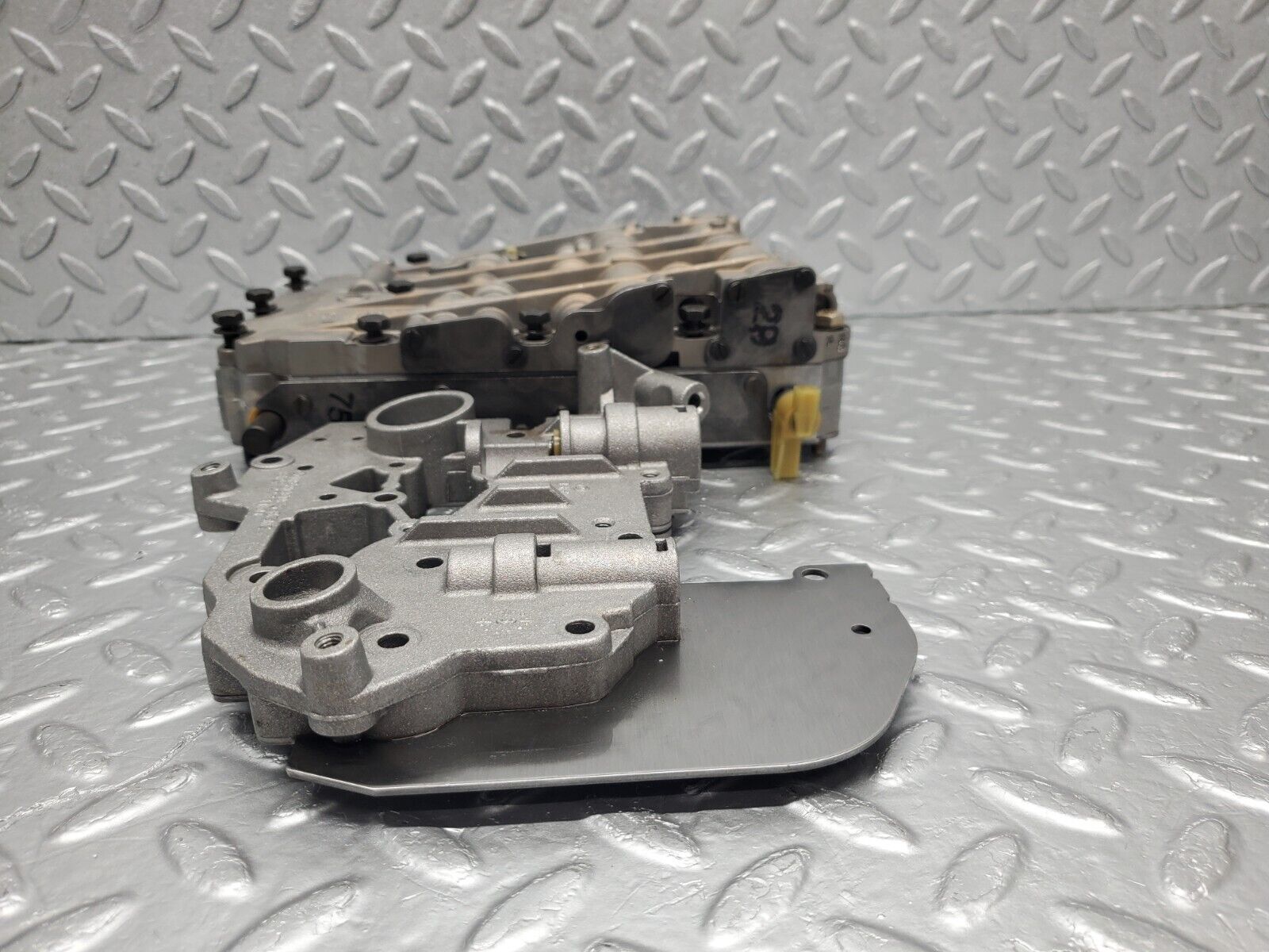 46313 Mercedes-Benz W124 280E Automatic Gearbox Valve Body 722.433 1242770601 1242771303