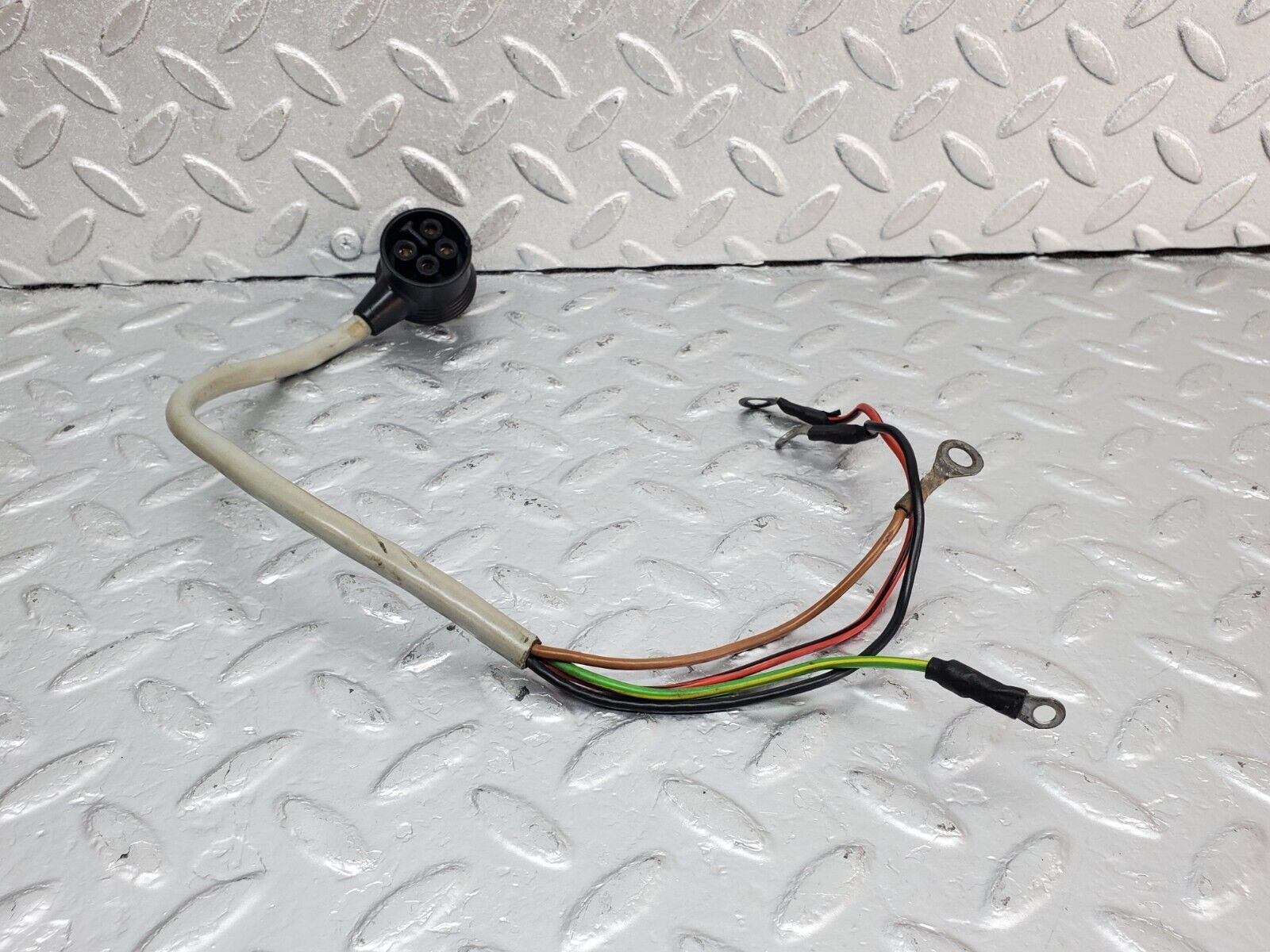 44419 Mercedes-Benz W123 280E Ignition Control Unit Cable 09961811