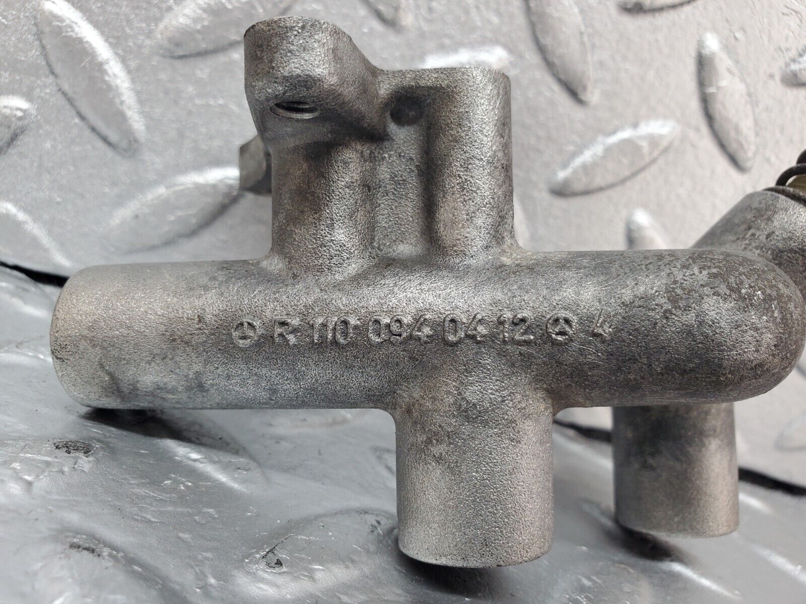 44403 Mercedes-Benz W123 280E Auxiliary Air Slide K-Jetronic 1100940412