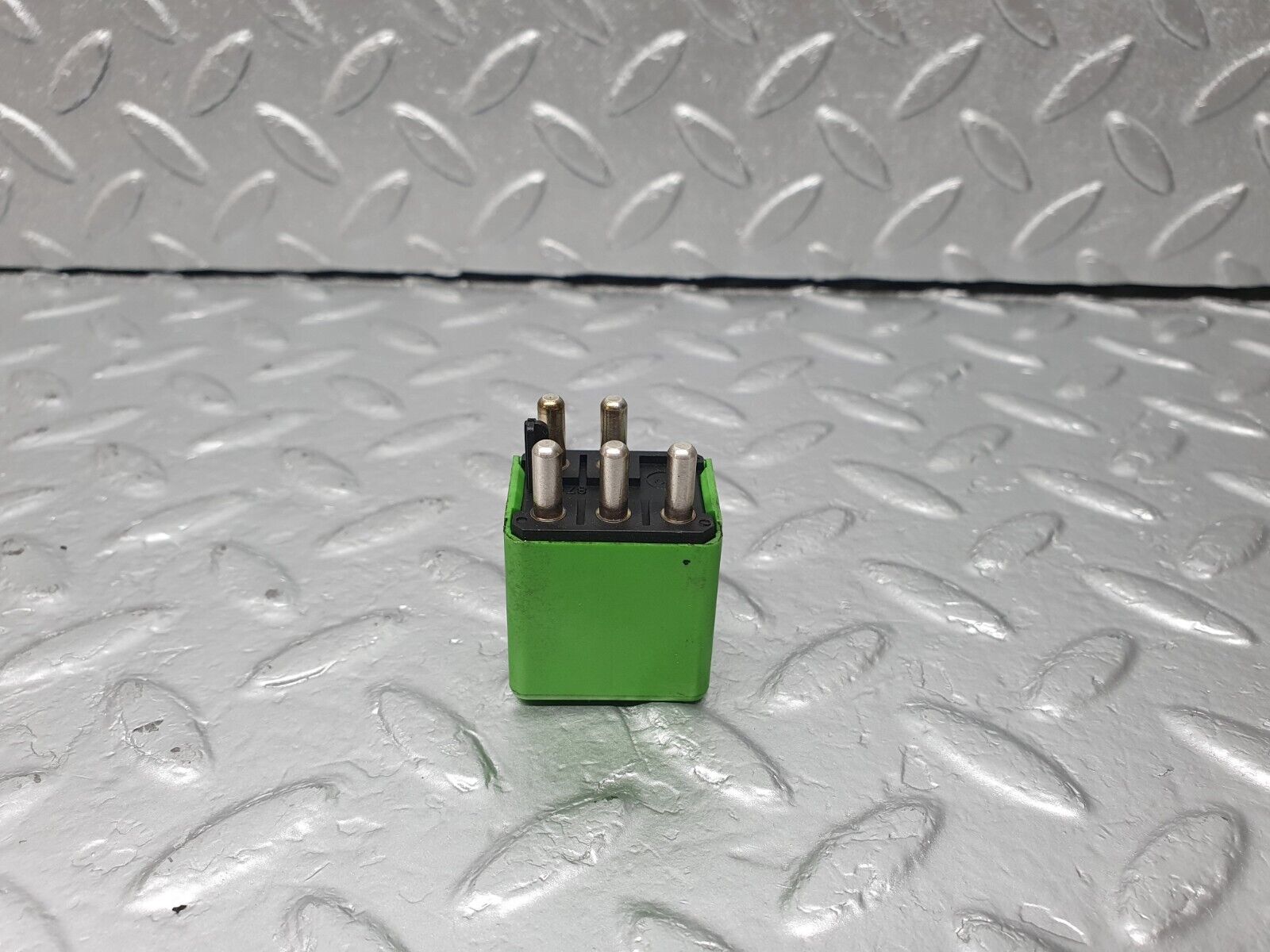 42248 Mercedes-Benz R129 320SL Coupe Headlight Wiper Relay 1268202026