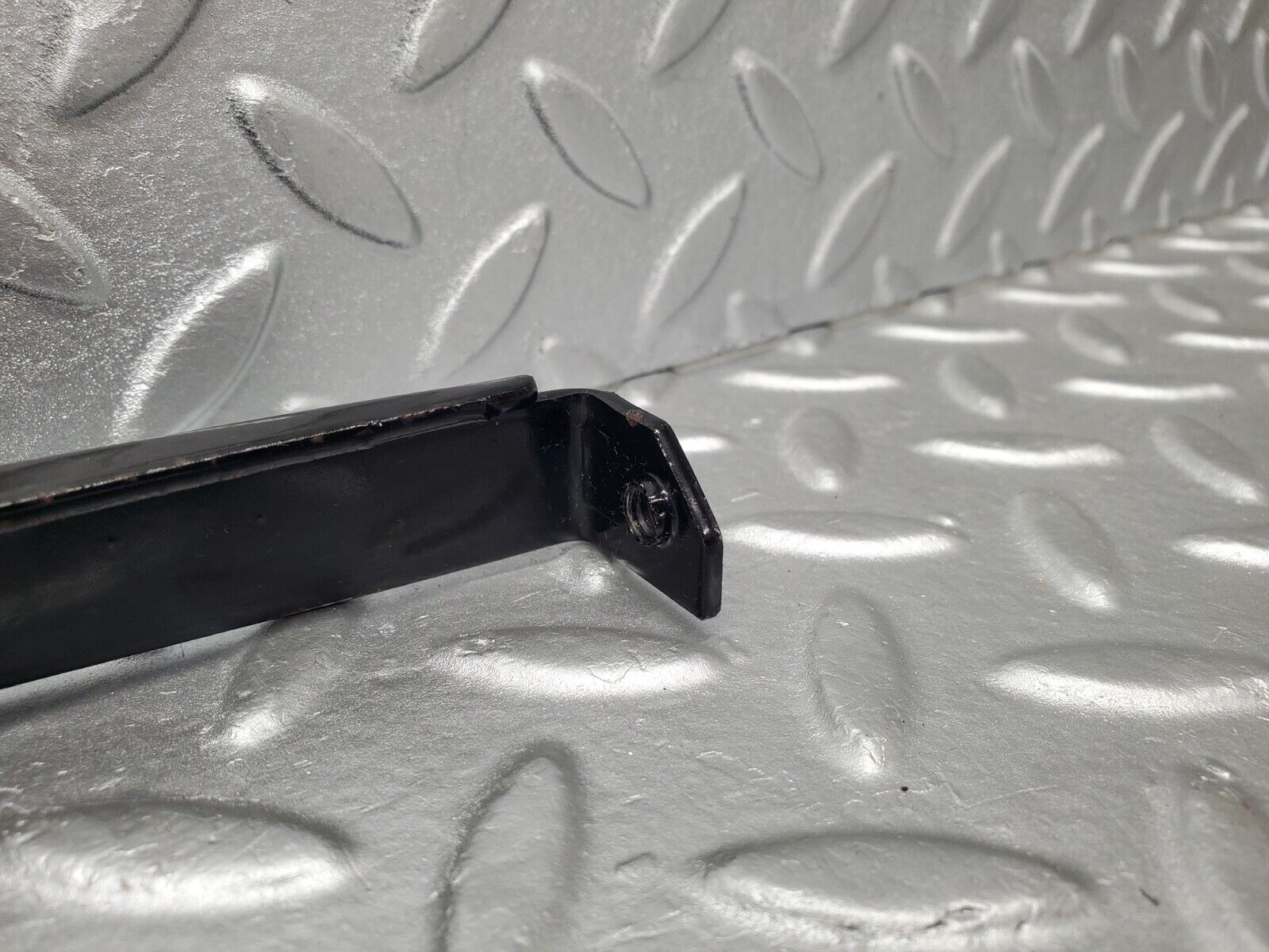 46762 Mercedes-Benz R129 320SL Coupe Front Left Window Channel