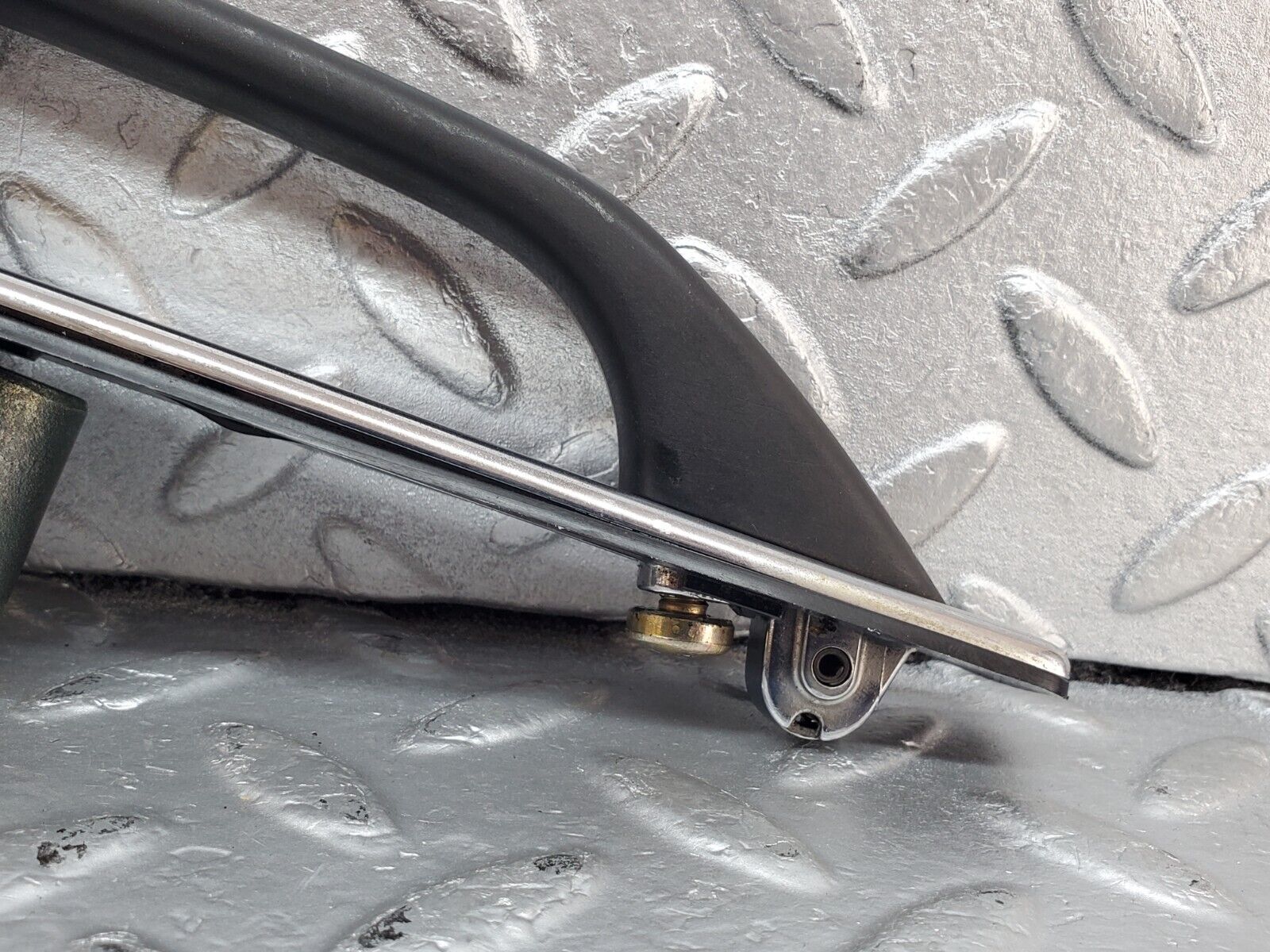 44393 Mercedes-Benz W123 280E Rear Right Exterior Door Handle 1237600359 1237660005