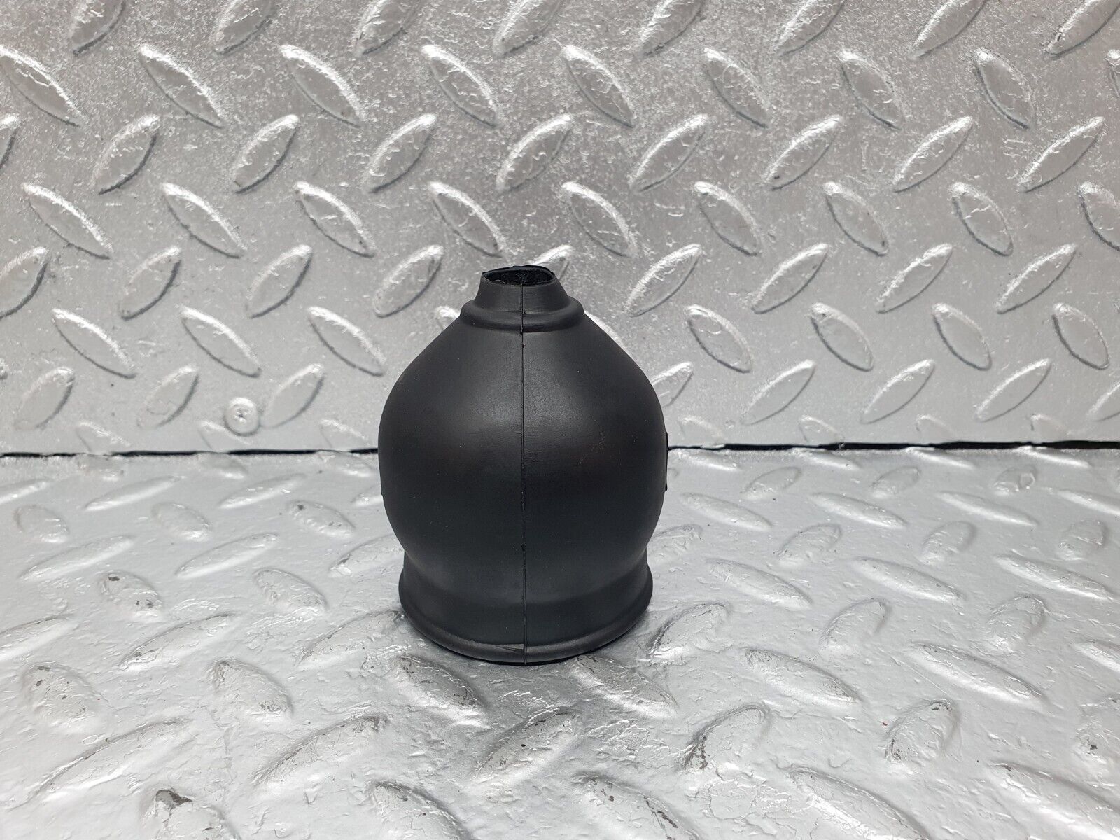 43641 Mercedes-Benz C126 380SEC Coupe Headlight Switch Rubber Cover 0005452245