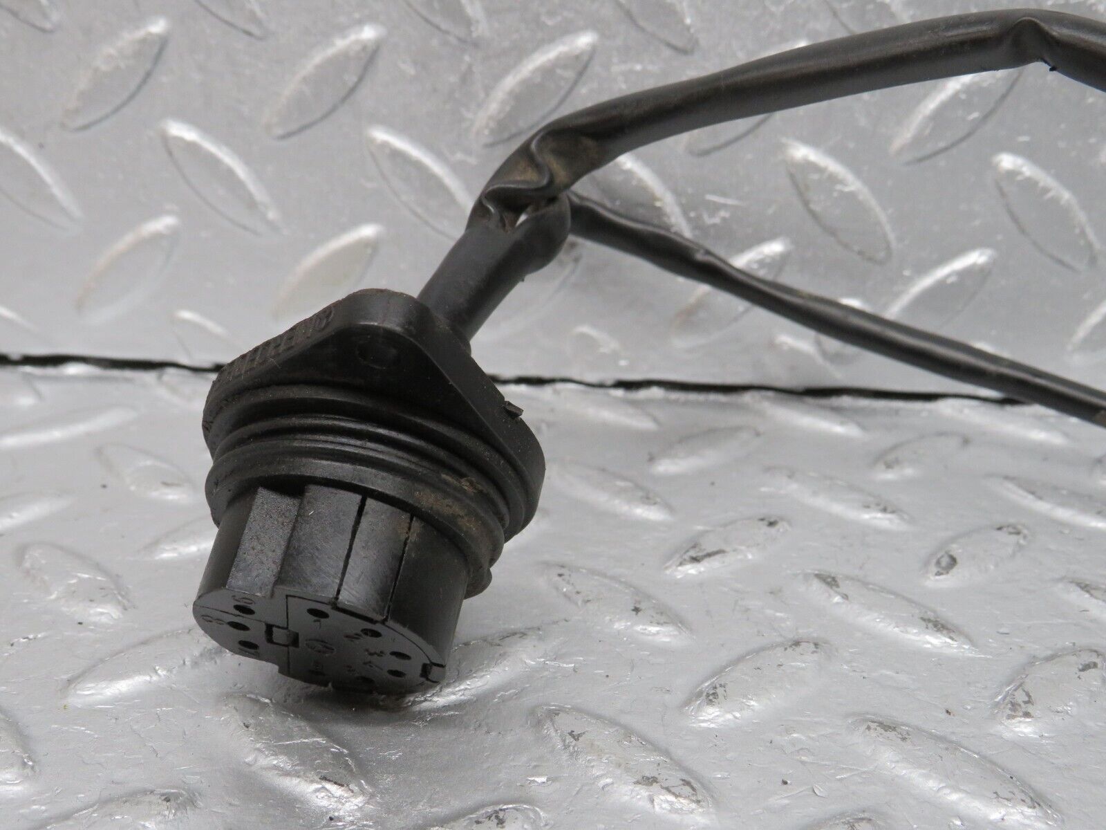 40112 Mercedes-Benz R107 350SL Diagnostic Connector 1235450026