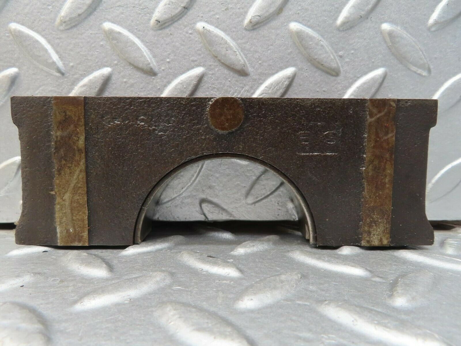 15704 Mercedes-Benz R107 450SL Crankshaft Bearing Holder Block 1160110313