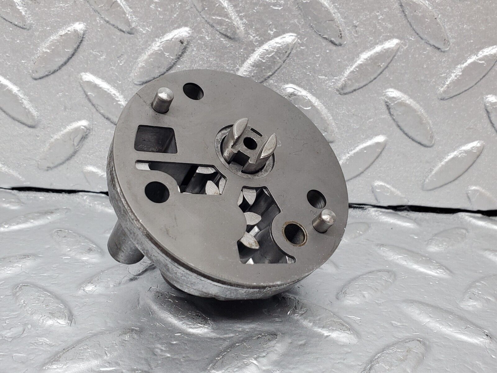 44573 Mercedes-Benz W123 280E Automatic Gearbox Secondary Pump 722.309 1262770520