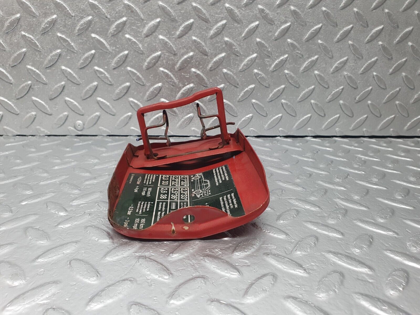 43515 Mercedes-Benz C126 380SEC Coupe Fuel Tank Flap Cap 1265840639