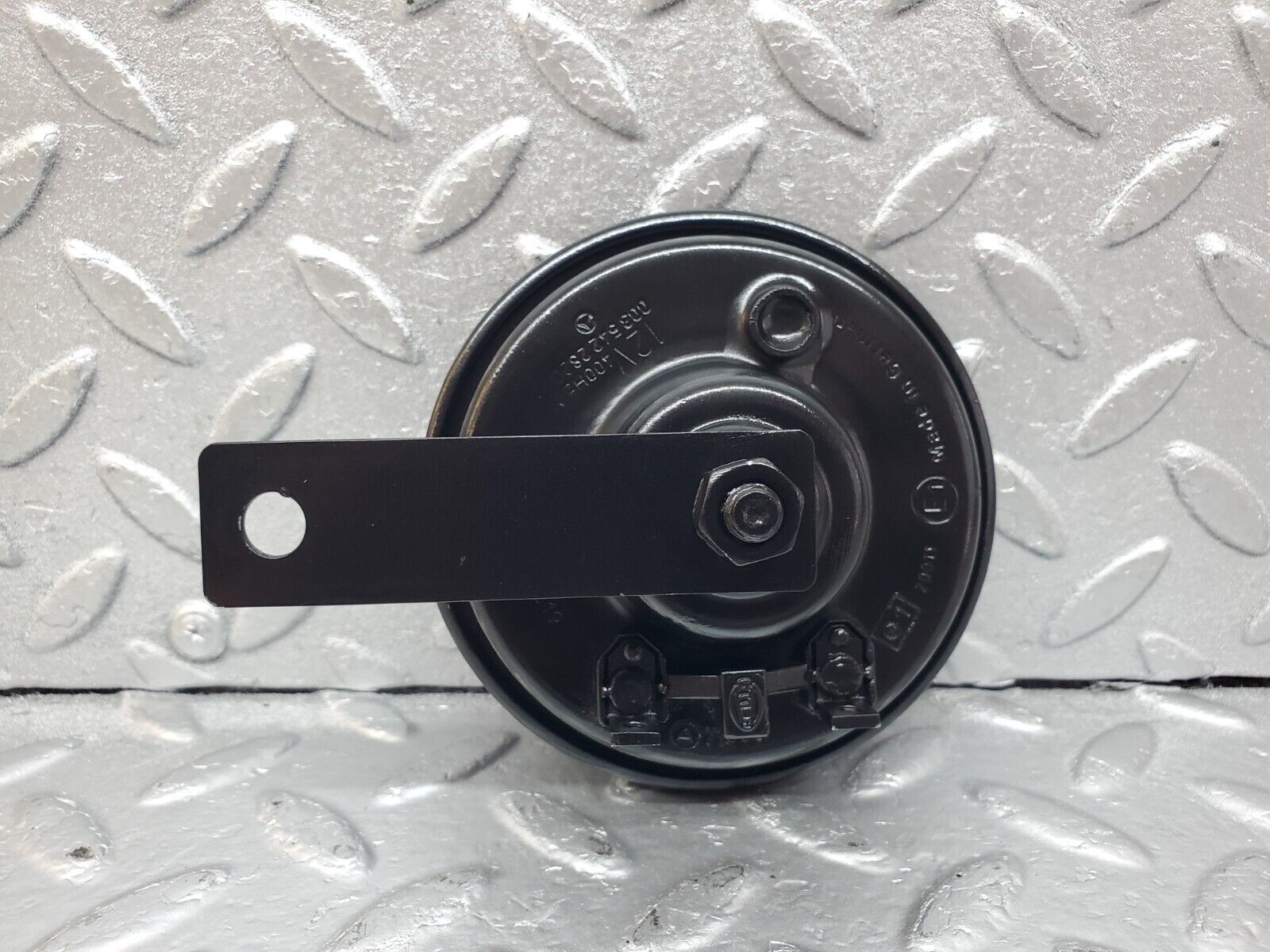 45207 Mercedes-Benz R129 300SL Coupe Horn 0035422820 002952